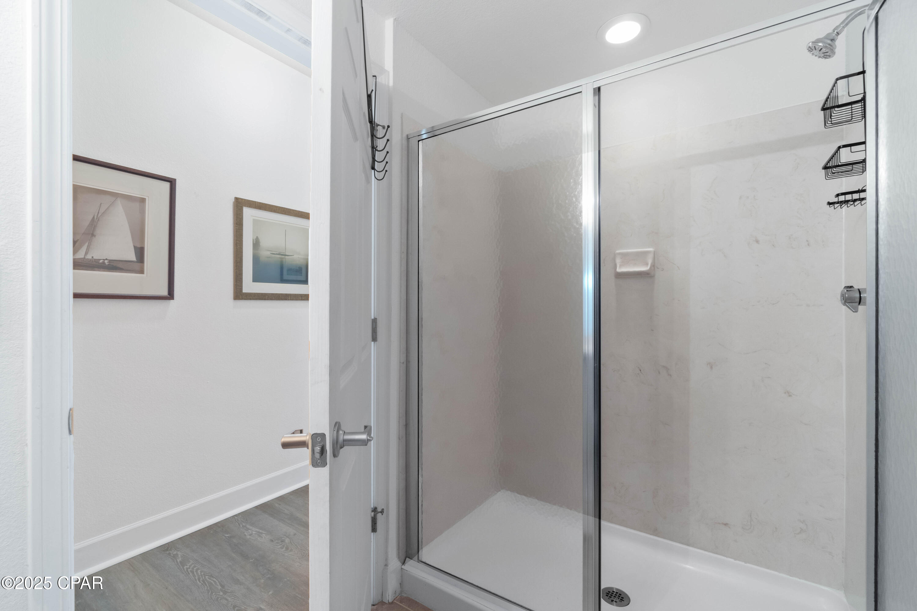 Image 20 For 16819 Front Beach  1900