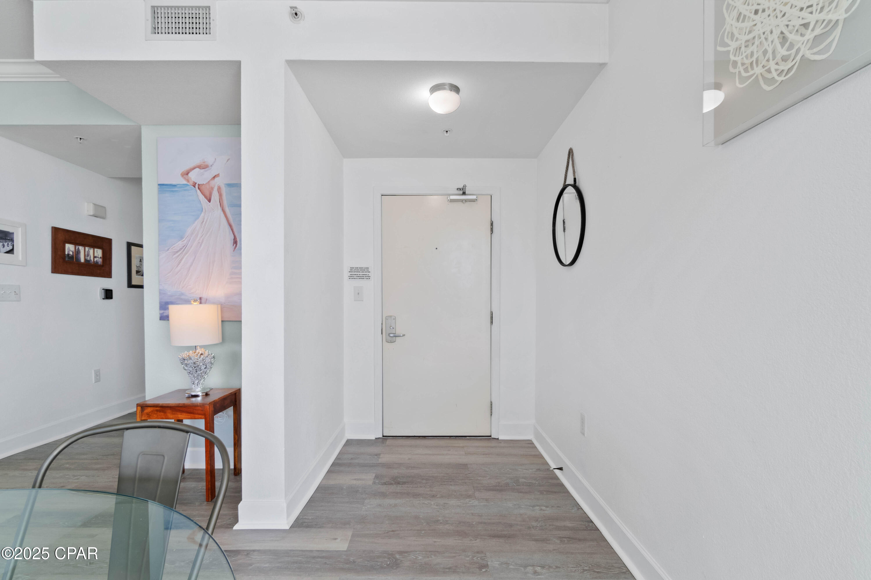 Image 3 For 16819 Front Beach  1900