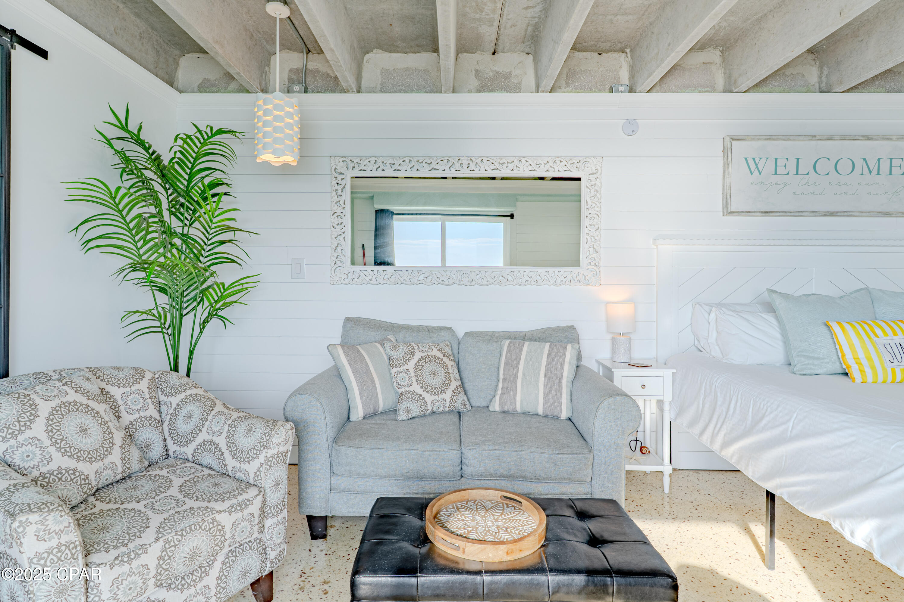 Listing photo id 10 for 14401 Front Beach Road 218