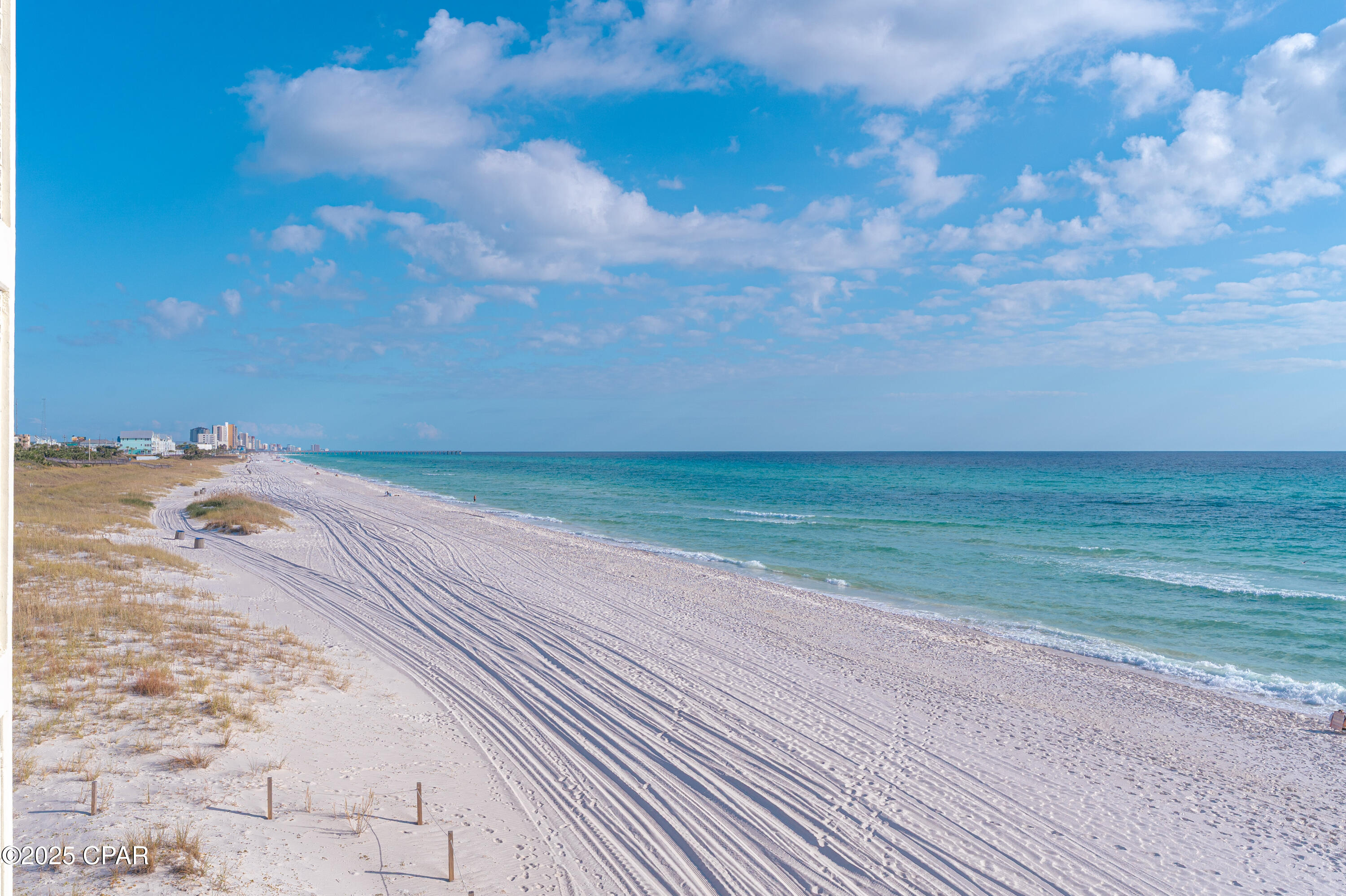 Listing photo id 19 for 14401 Front Beach Road 218