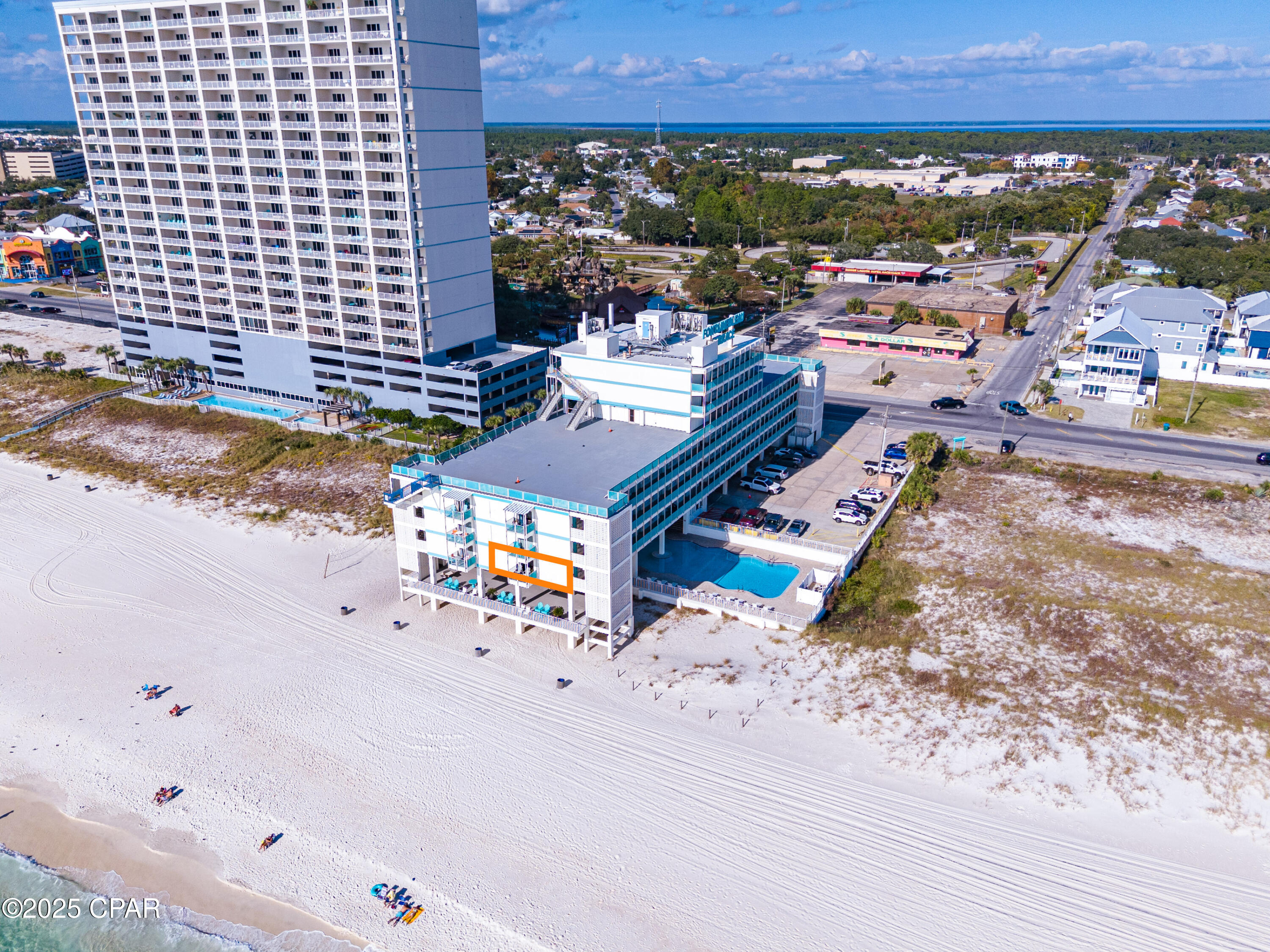 Listing photo id 34 for 14401 Front Beach Road 218