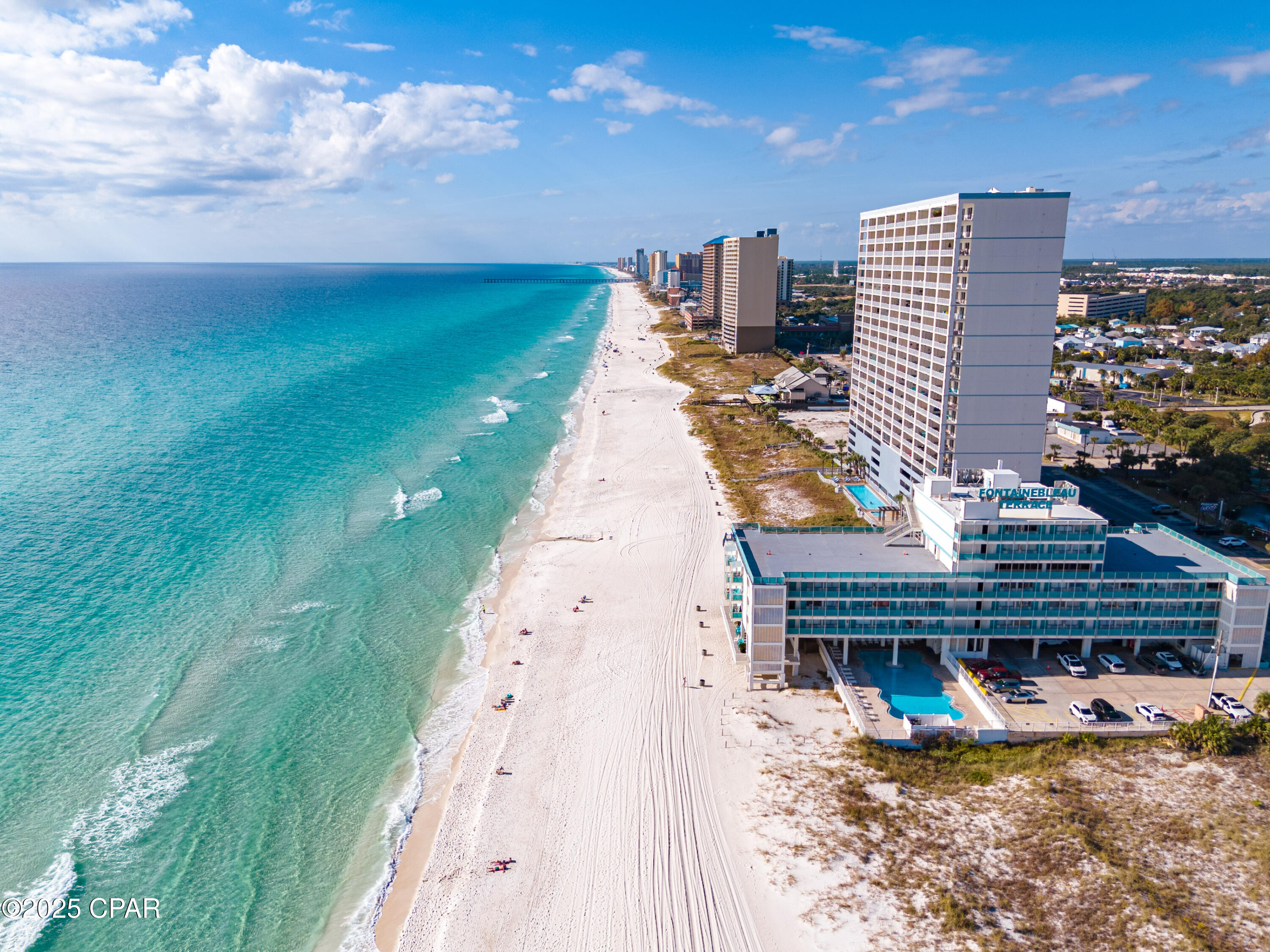 Listing photo id 38 for 14401 Front Beach Road 218