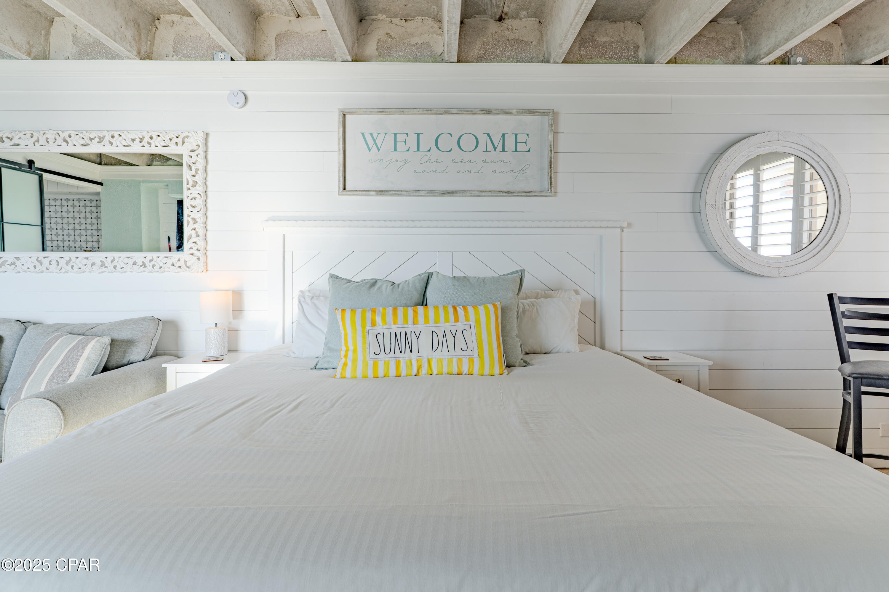 Listing photo id 8 for 14401 Front Beach Road 218