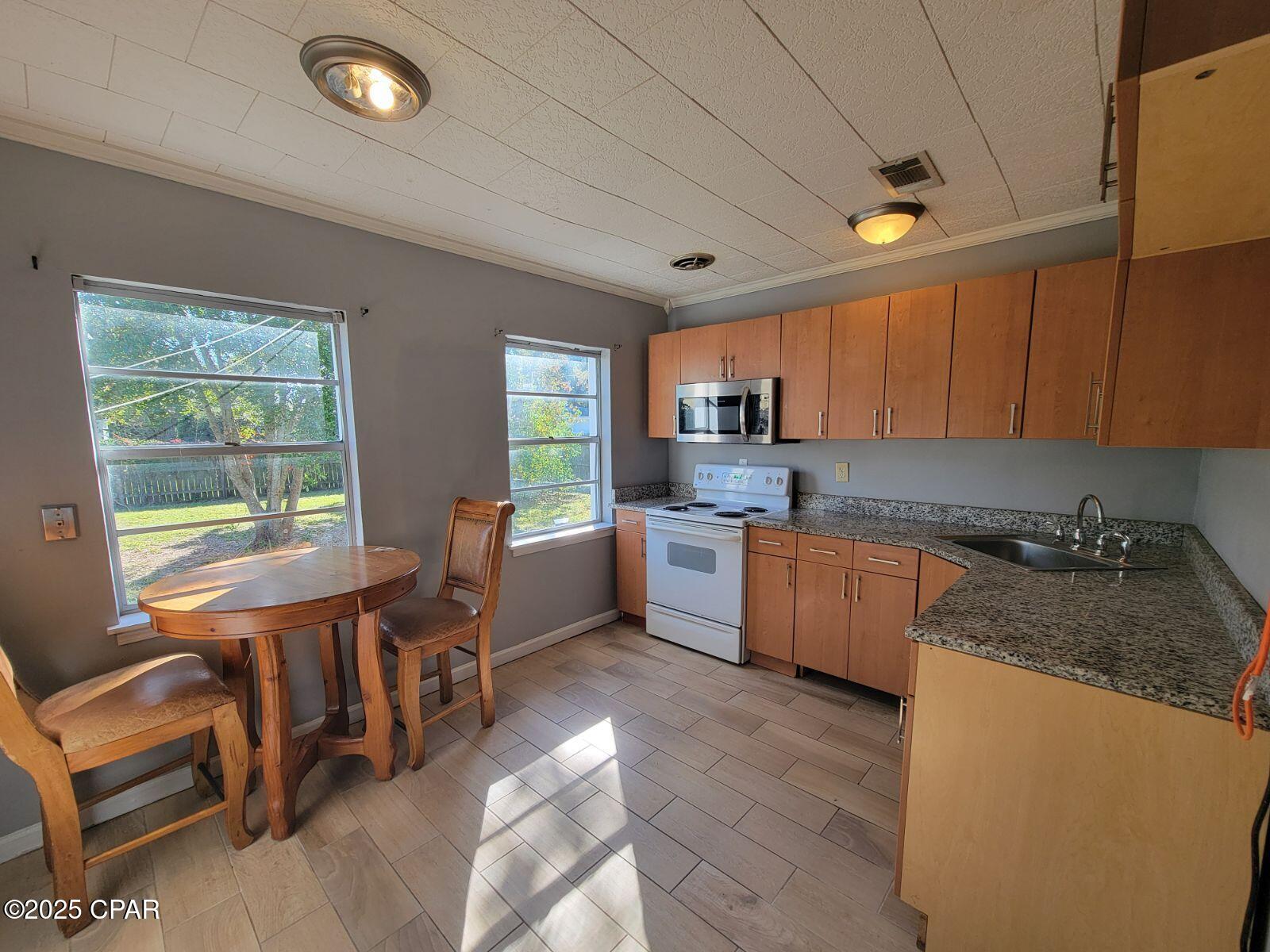 Image 7 For 1405 13th Street