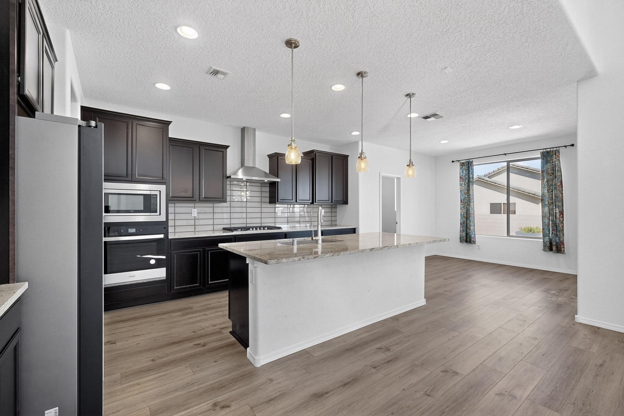 12109 Kachina Peak Trail NW Kitchen