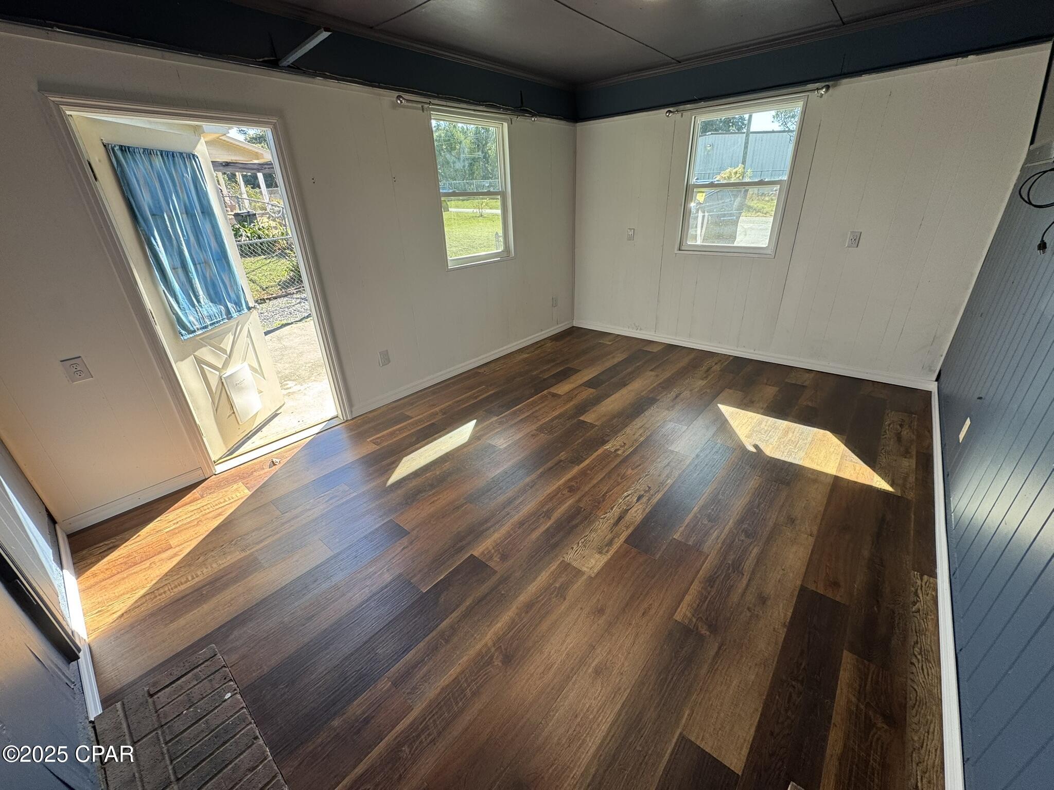 Image 10 For 8126 Adams Street