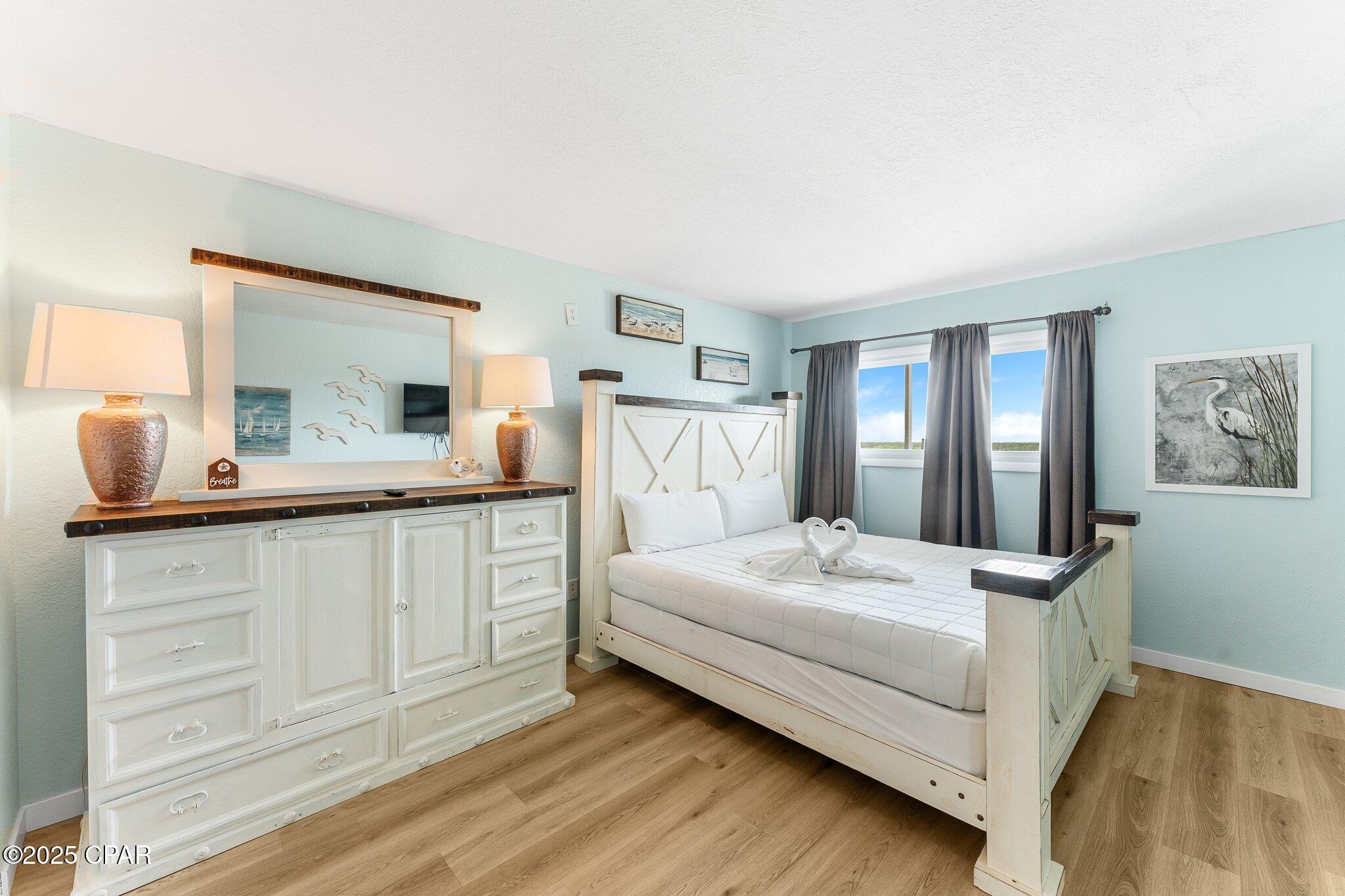 Image 7 For 8743 Thomas Drive 1502