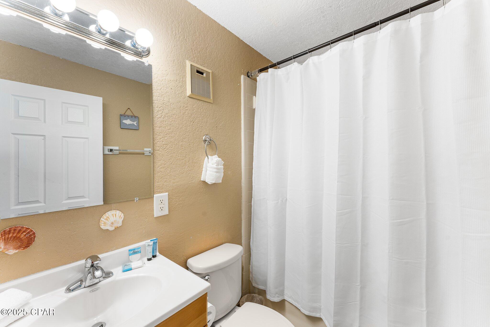 Image 9 For 8743 Thomas Drive 1502