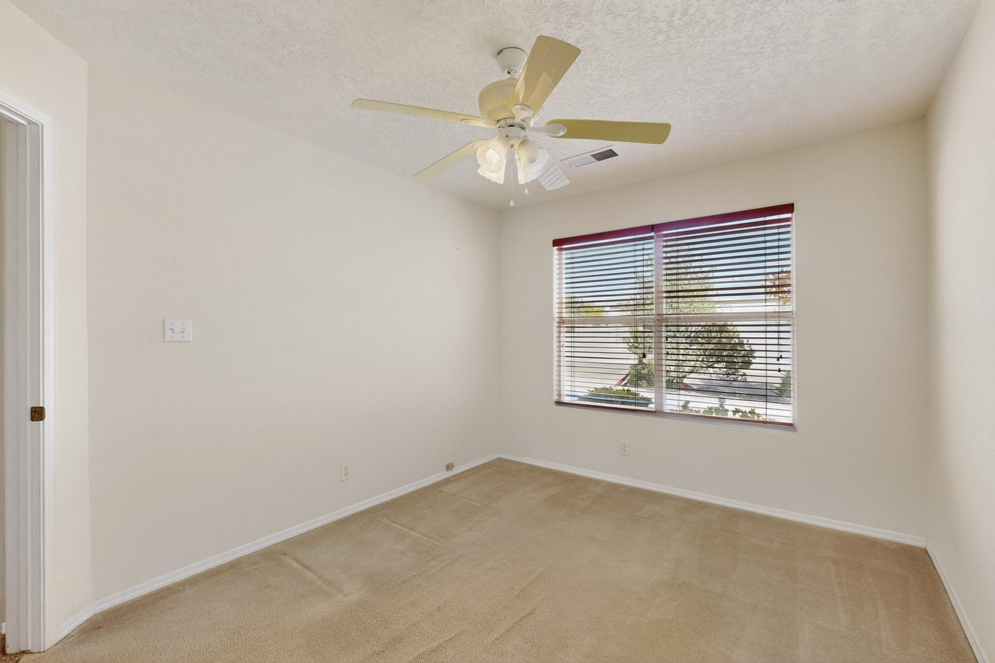 7072 Glen Hills Drive NE Bedroom