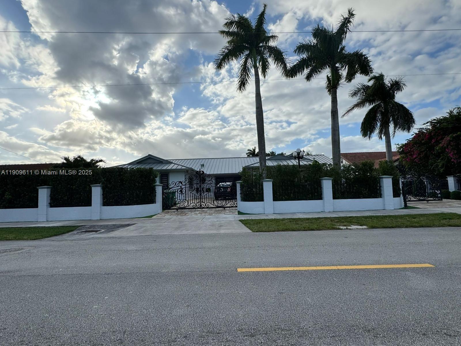 3690 139th Ave, Miami, Florida 33175