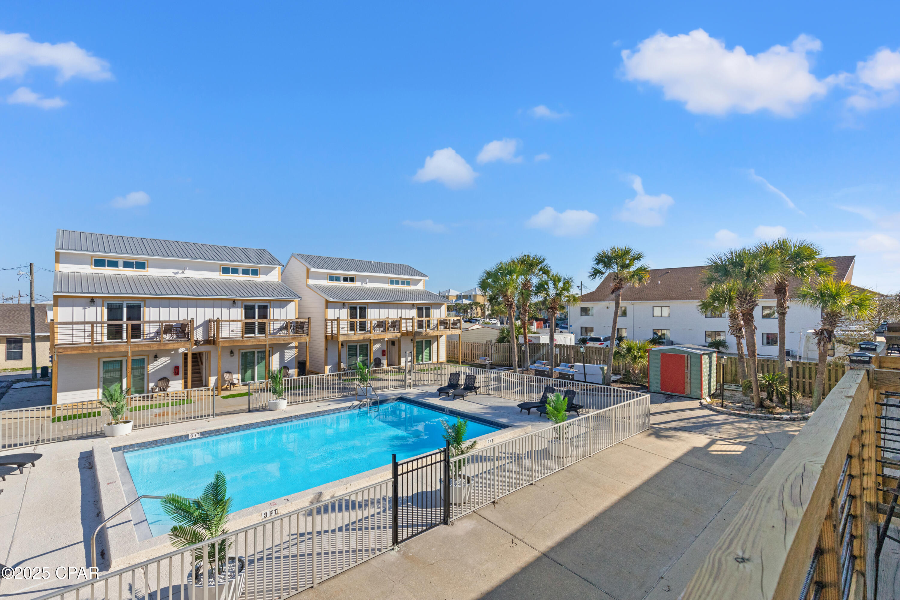 Image 3 For 8115 Thomas Drive 5c