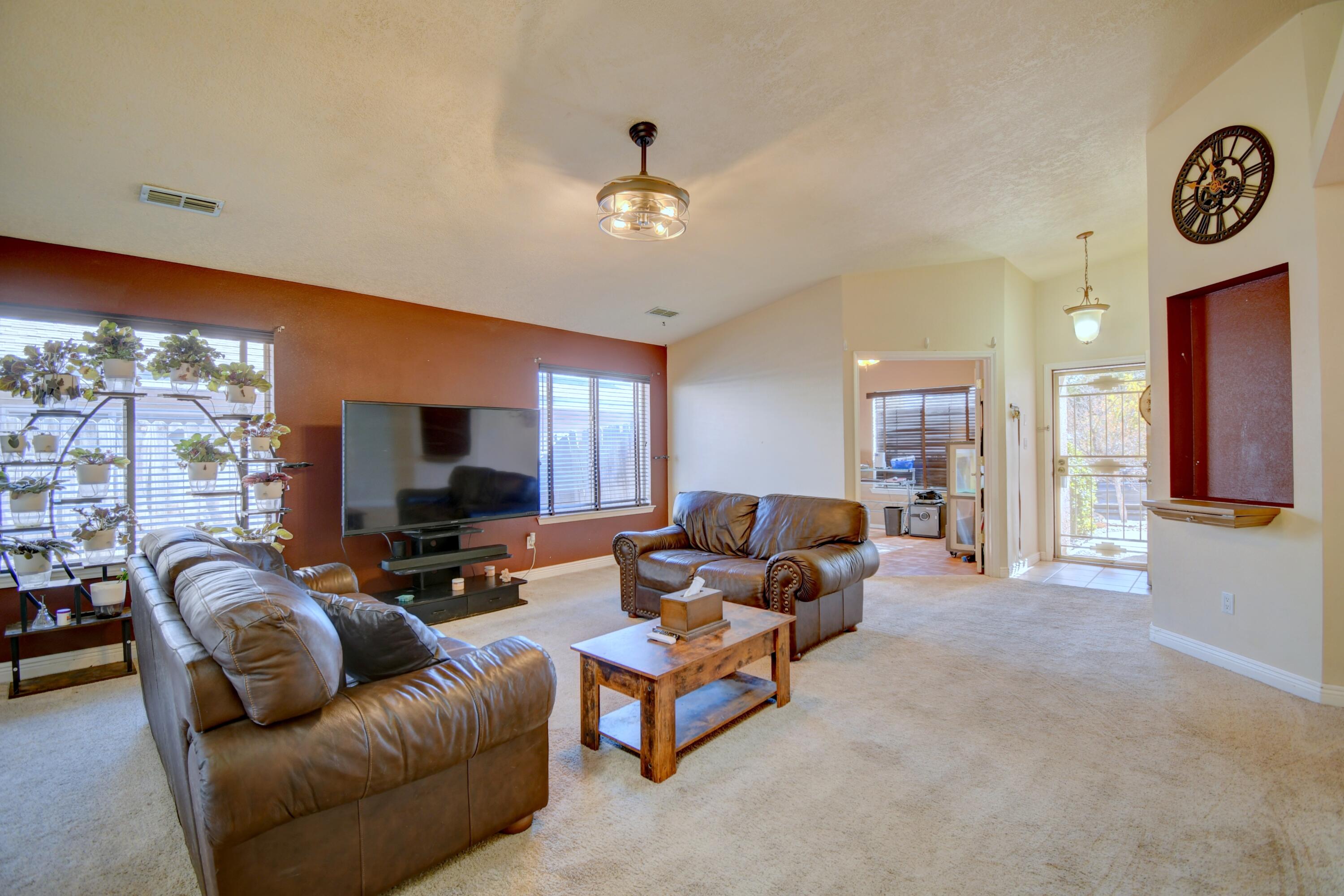 9615 Tristani Road SW Living Room