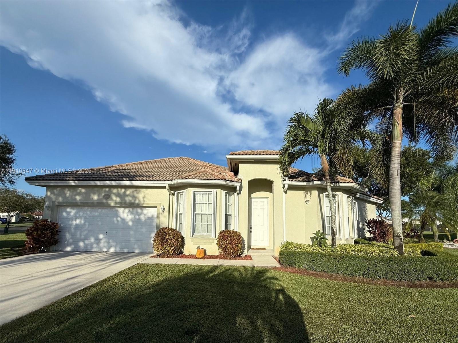 Beautiful home nestled in Homestead's finest gated golf course community of the Fairways at Keys Gate. This pristine home offers a split floorplan with real wood floors in living areas, open kitchen w/ wood kitchen cabinets, beautiful Brazilian granite counters, Stainless appliances & breakfast nook. Updated master bath with wood cabinets, granite counters, Roman tub and separate shower. Large family room overlooking green area and newly renovated golf course. Extended driveway for plenty of parking plus Accordian shutters.