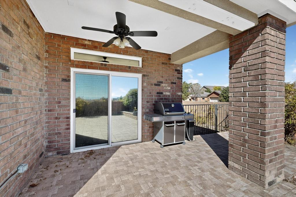 2614 Camino Cordoba Patio