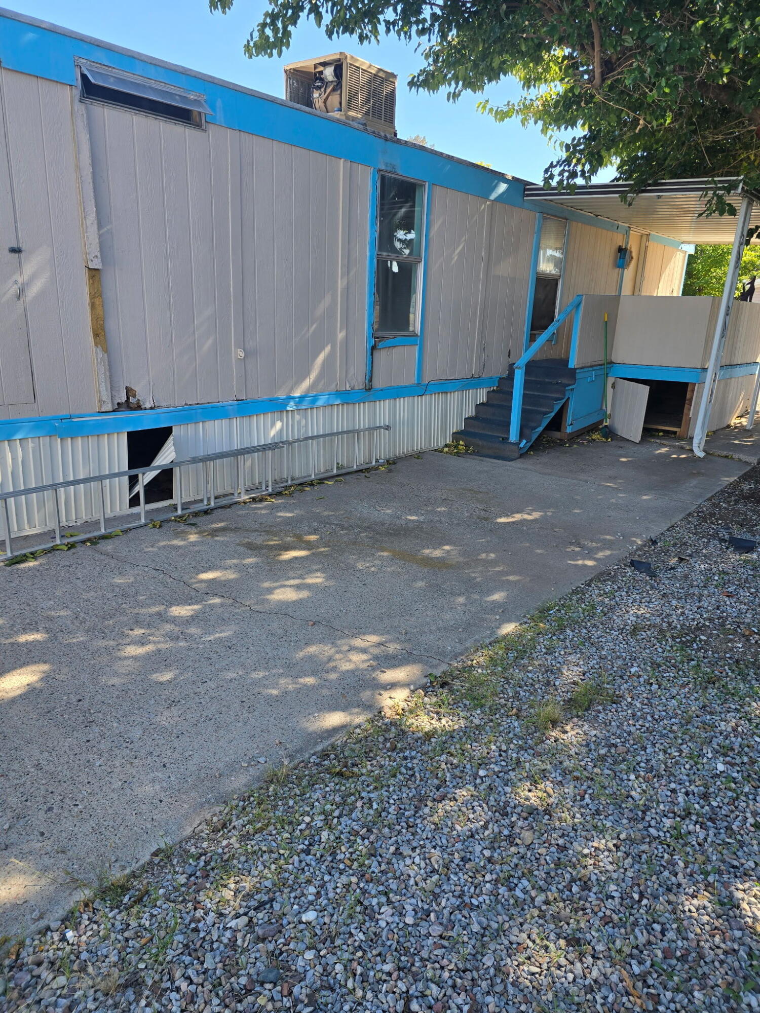 8405 Hager Avenue SE Exterior Front