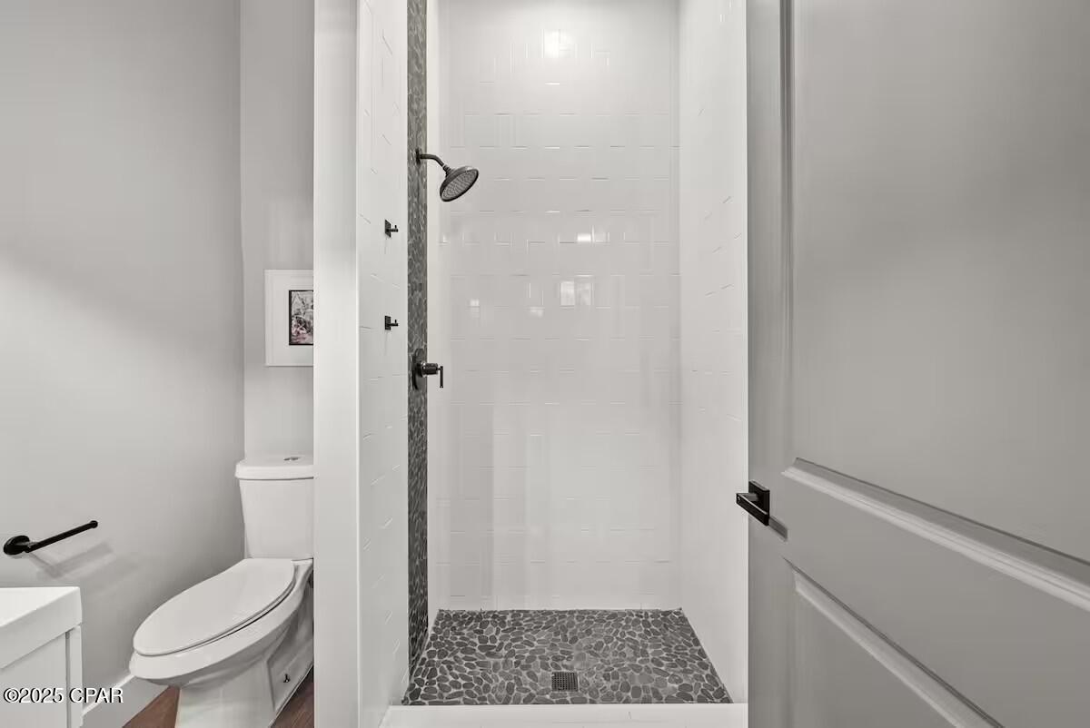 Image 24 For 512 Dement Circle B