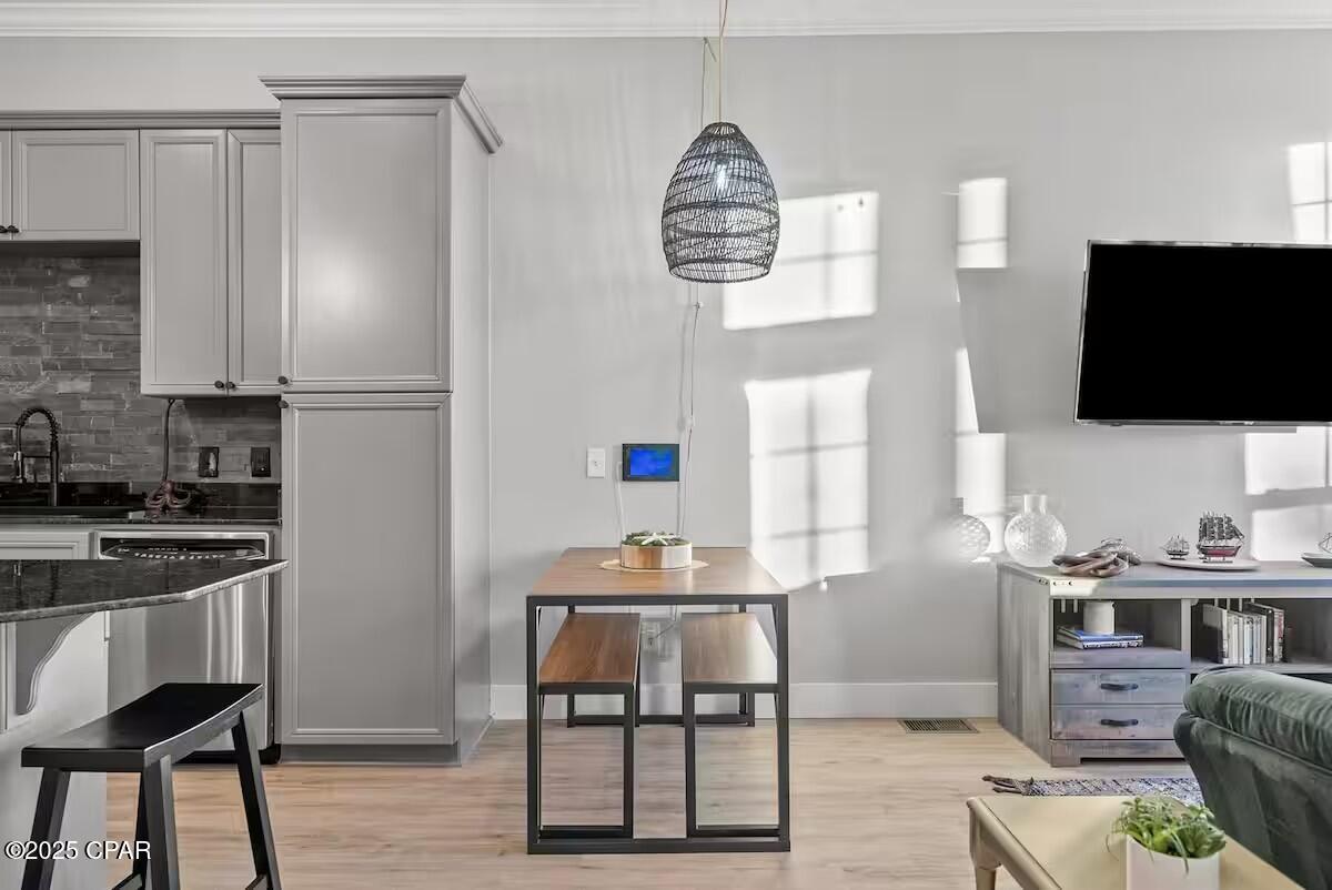 Image 29 For 512 Dement Circle B