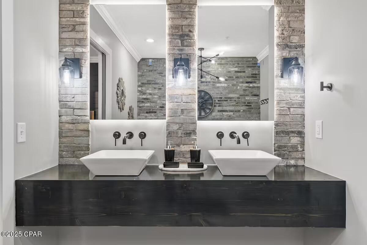 Image 34 For 512 Dement Circle B