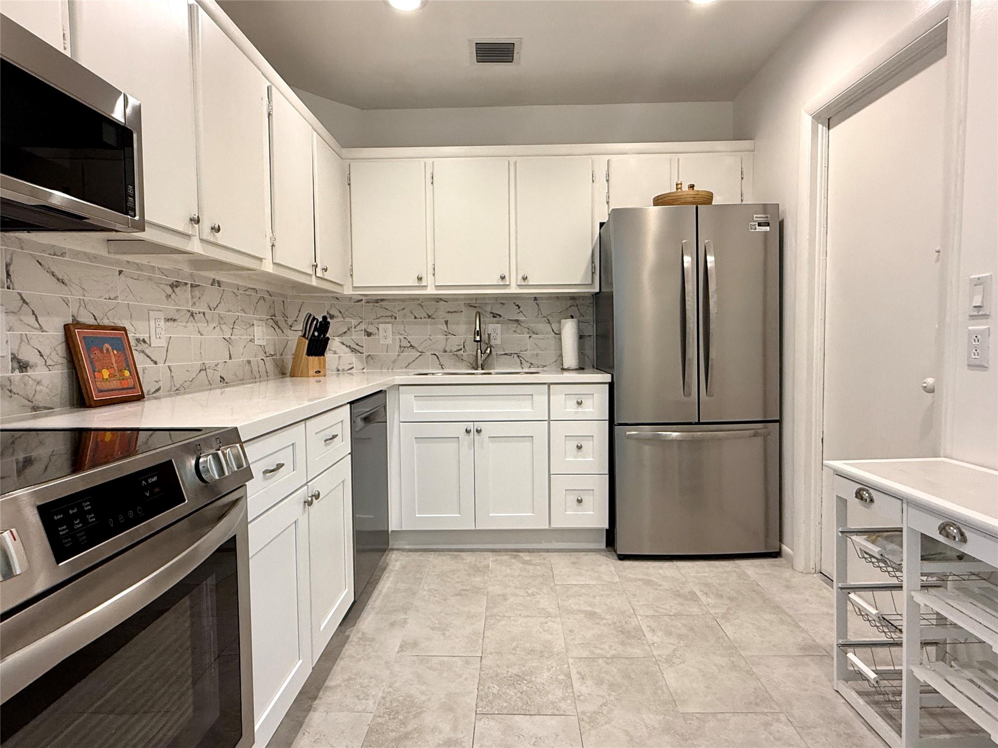 Homes for sale in Wilton Manors, FL | 669 W Oakland Park Blvd #220B, Wilton Manors, FL 33311 | MLS# F10534834