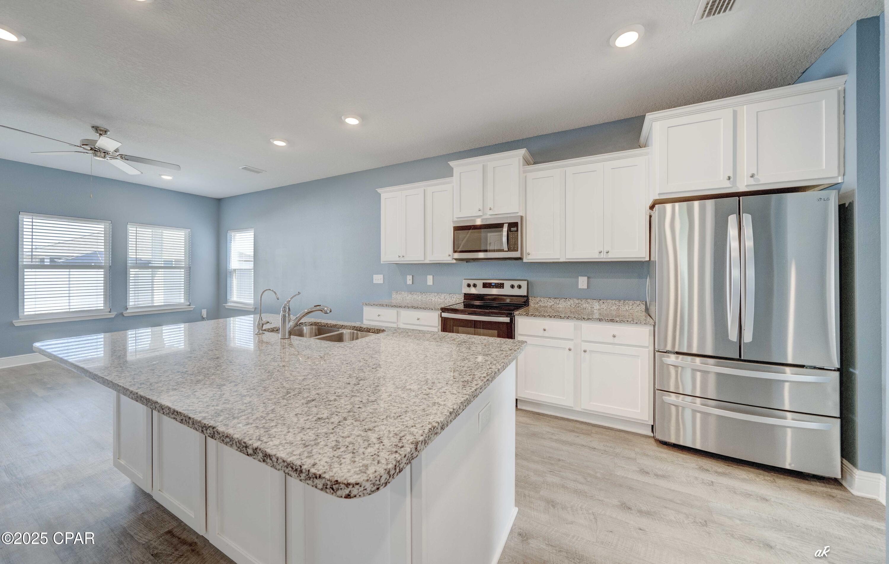 Image 13 For 101 Carriage Road