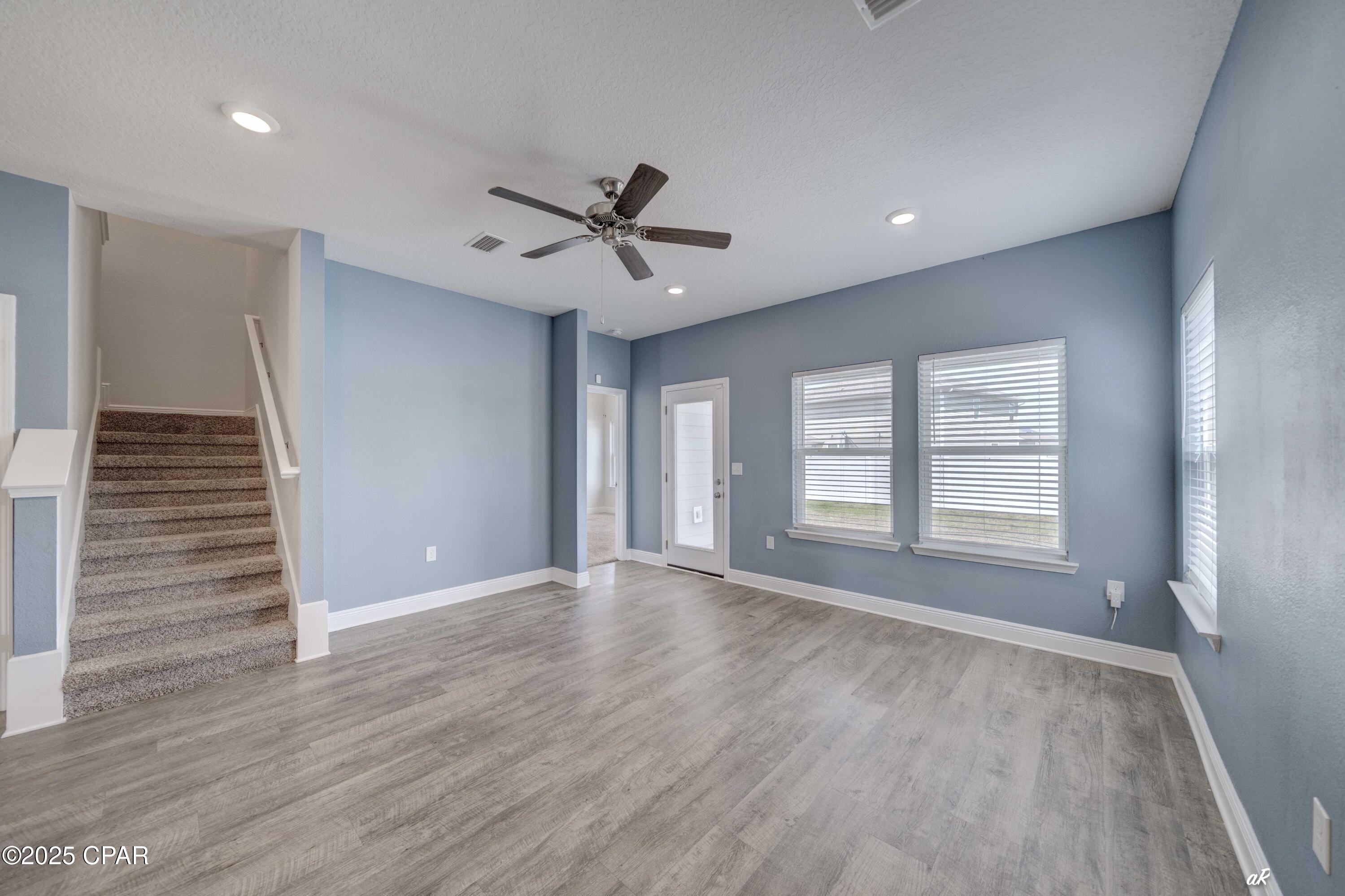 Image 16 For 101 Carriage Road