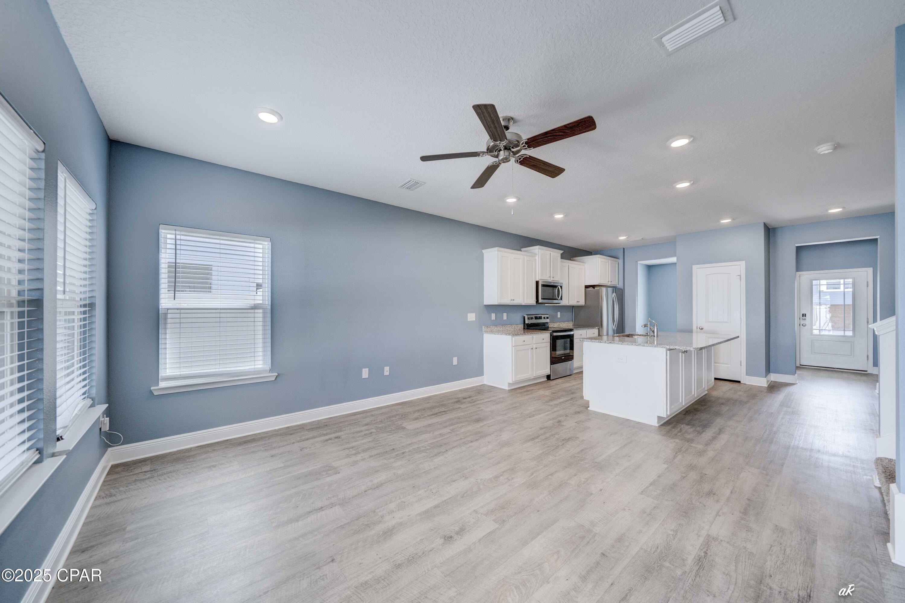 Image 18 For 101 Carriage Road