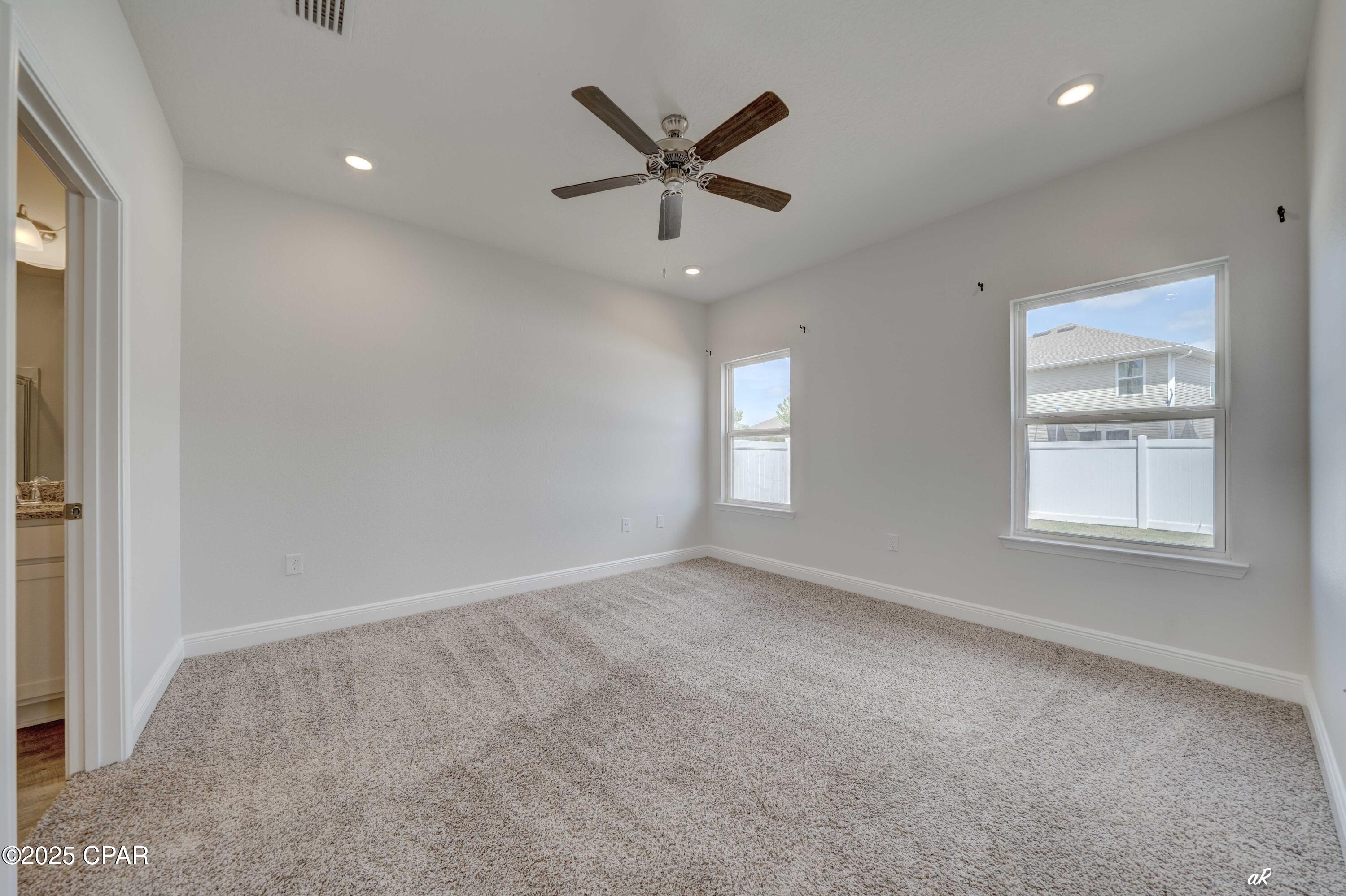 Image 19 For 101 Carriage Road