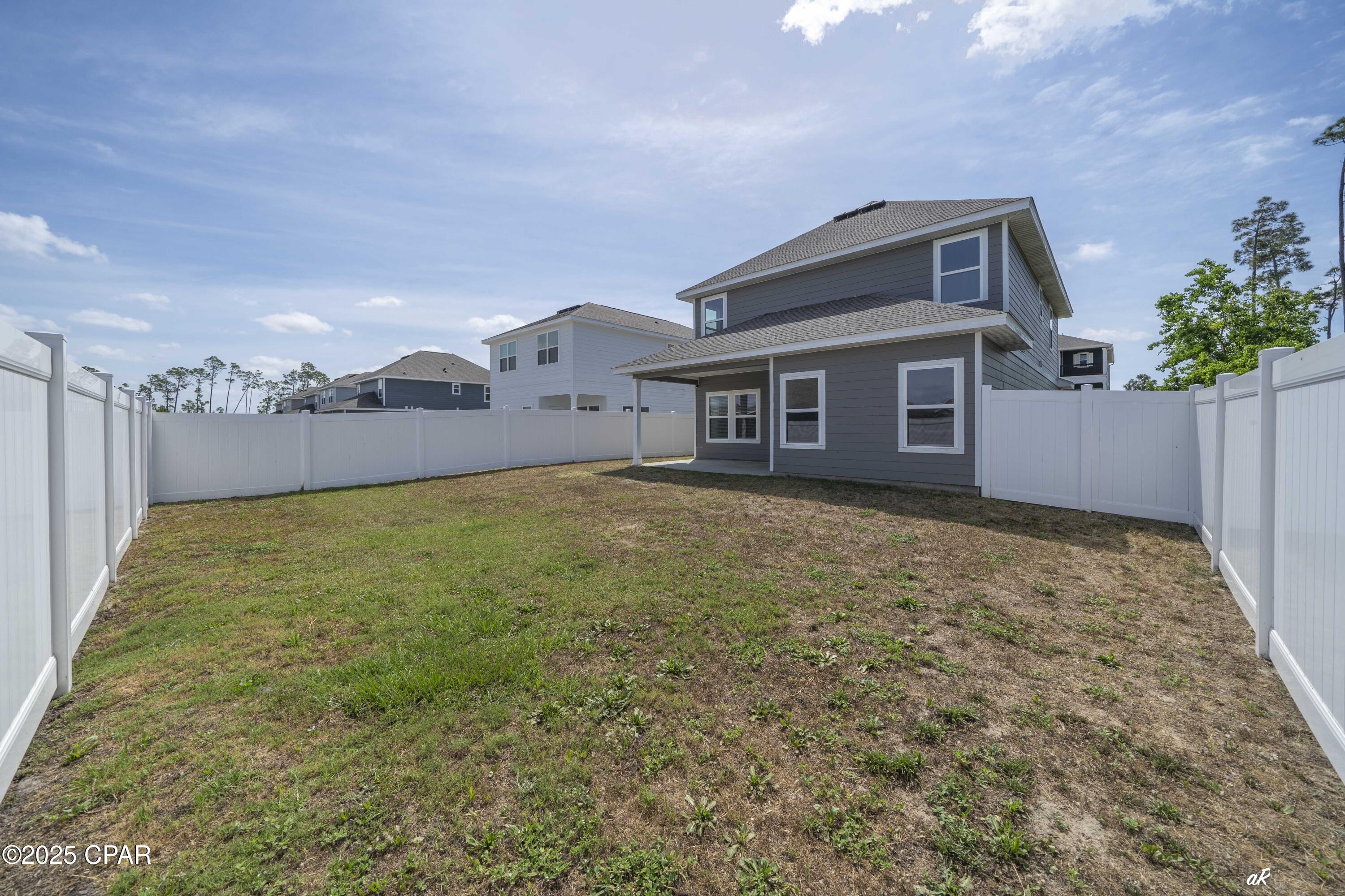 Image 23 For 101 Carriage Road