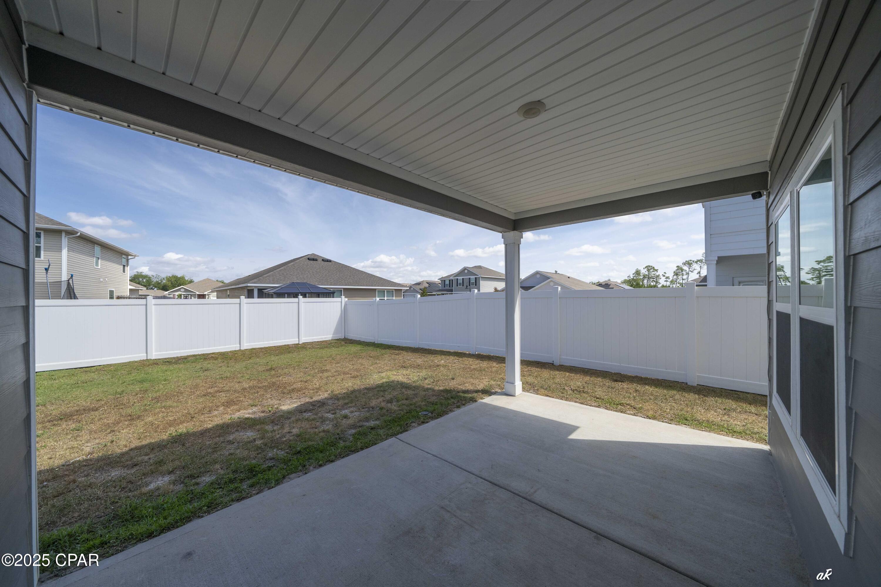 Image 24 For 101 Carriage Road