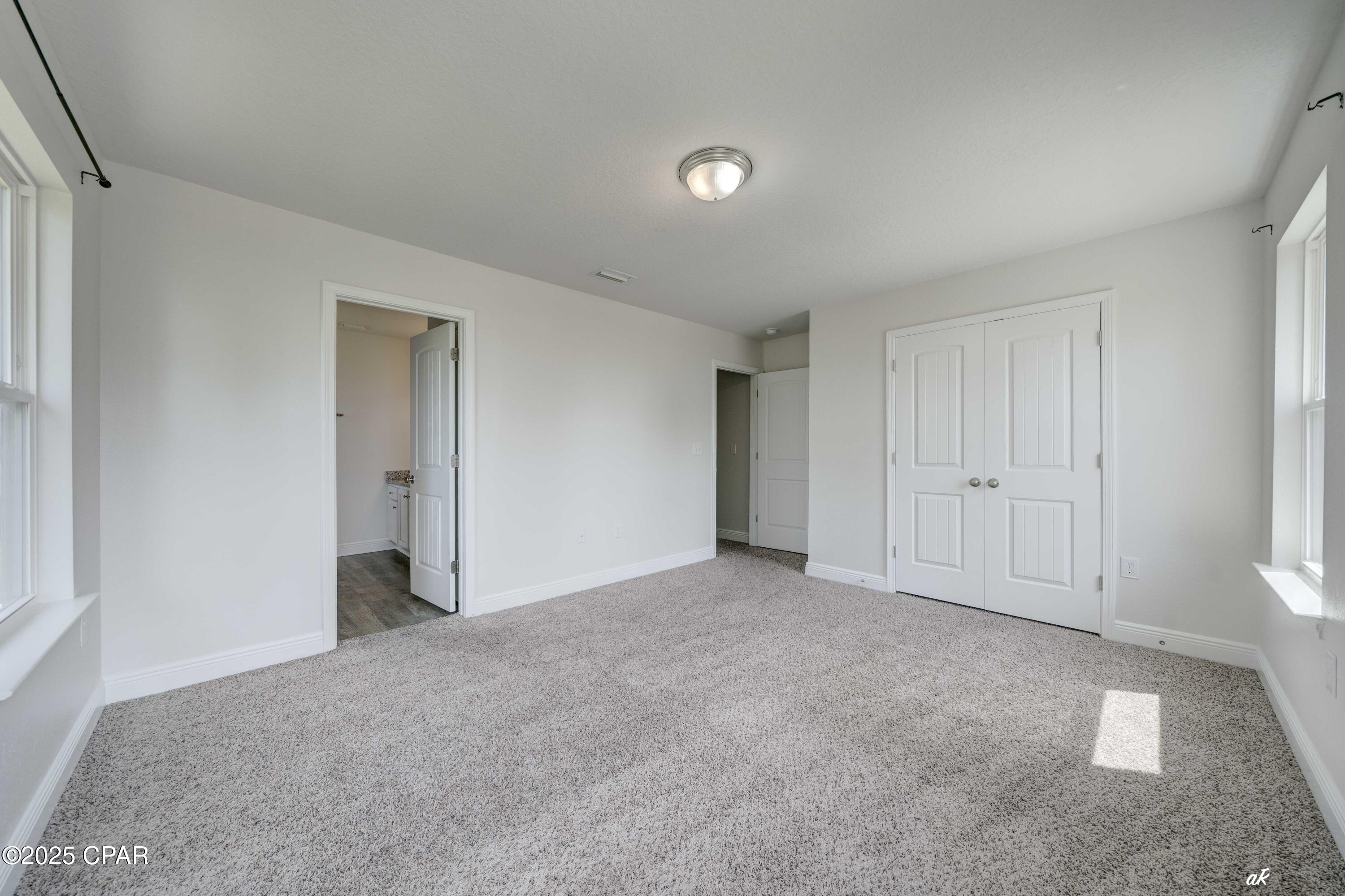 Image 32 For 101 Carriage Road