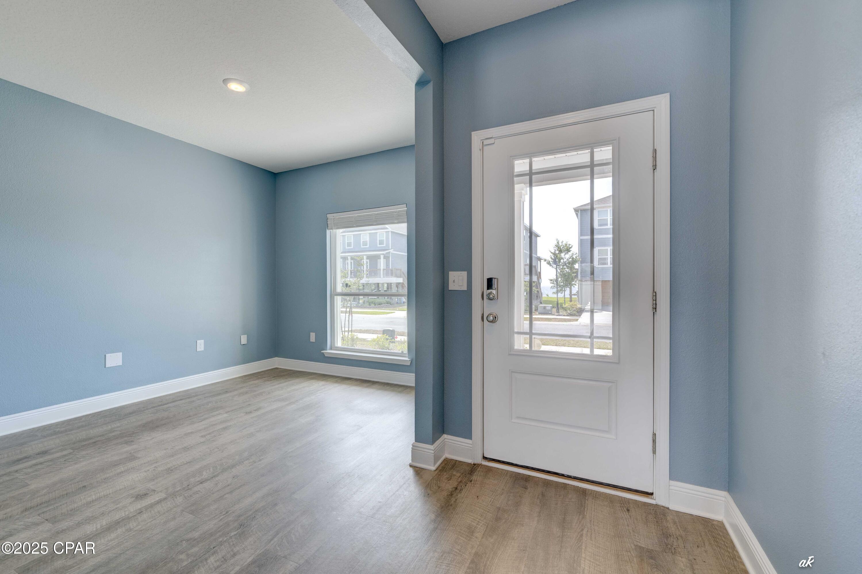 Image 7 For 101 Carriage Road