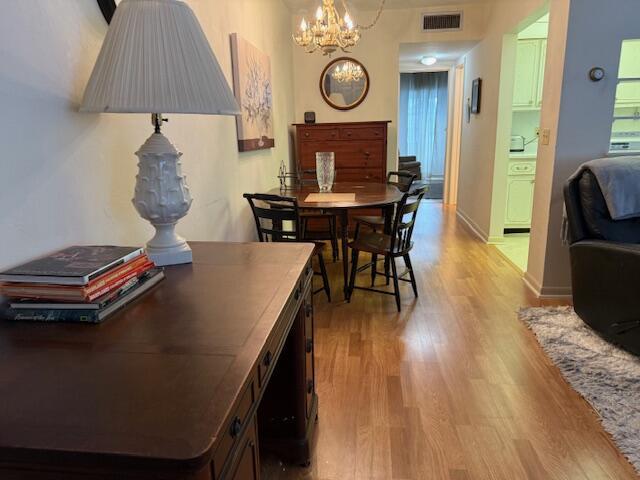 Murry Hills Apt Bldg Cond