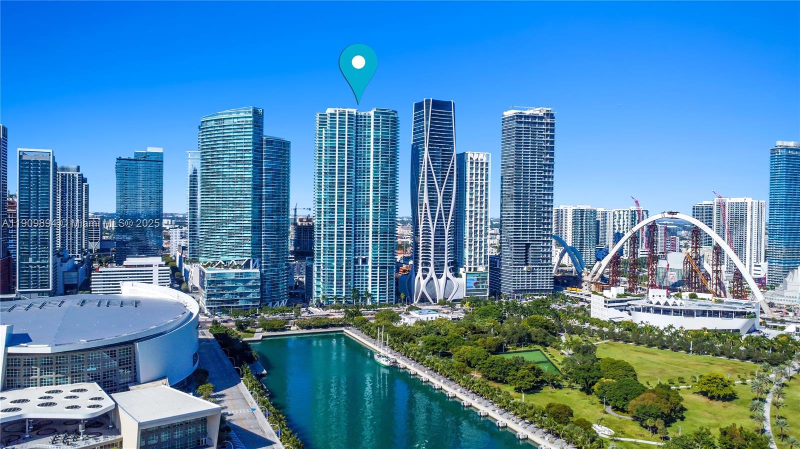 Condo for Sale in Miami, FL