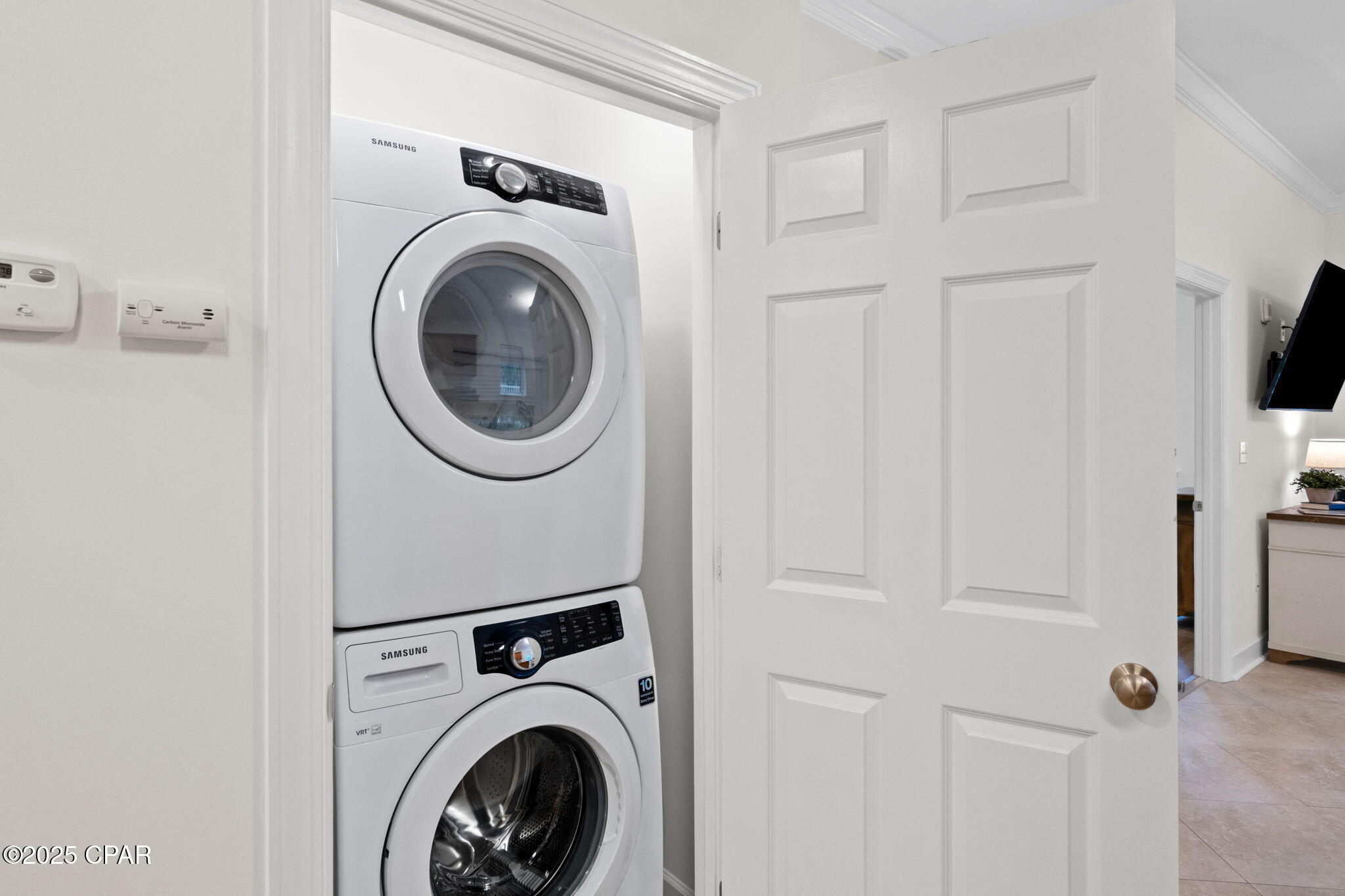 Listing photo id 36 for 231 Somerset Bridge Road 2101