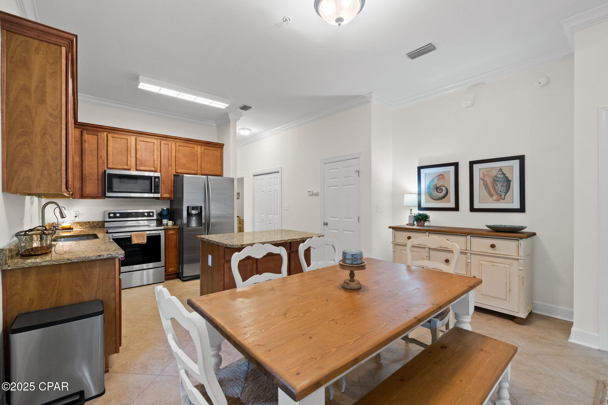 Listing photo id 9 for 231 Somerset Bridge Road 2101