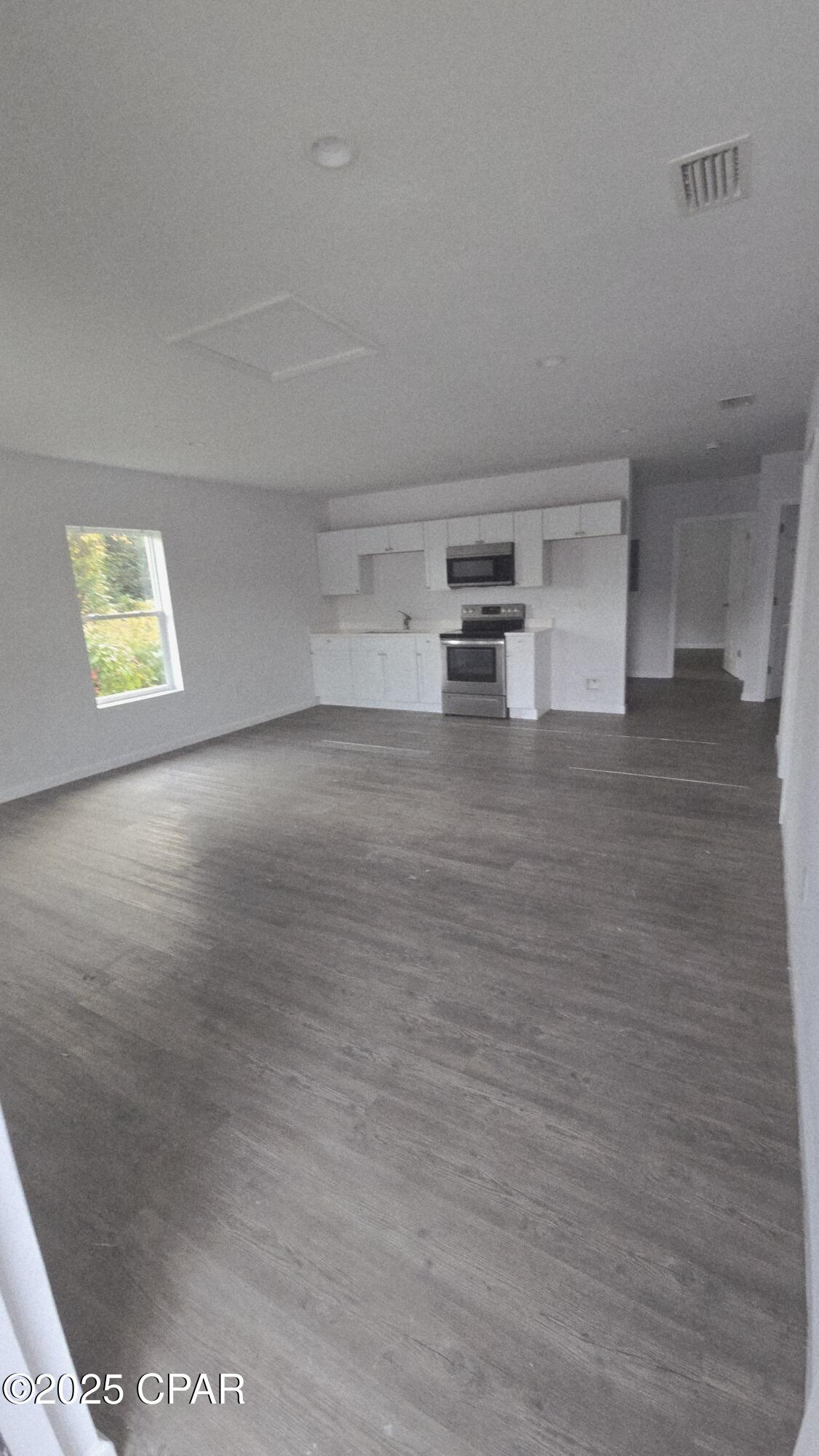 Image 2 For 147 Claire Avenue