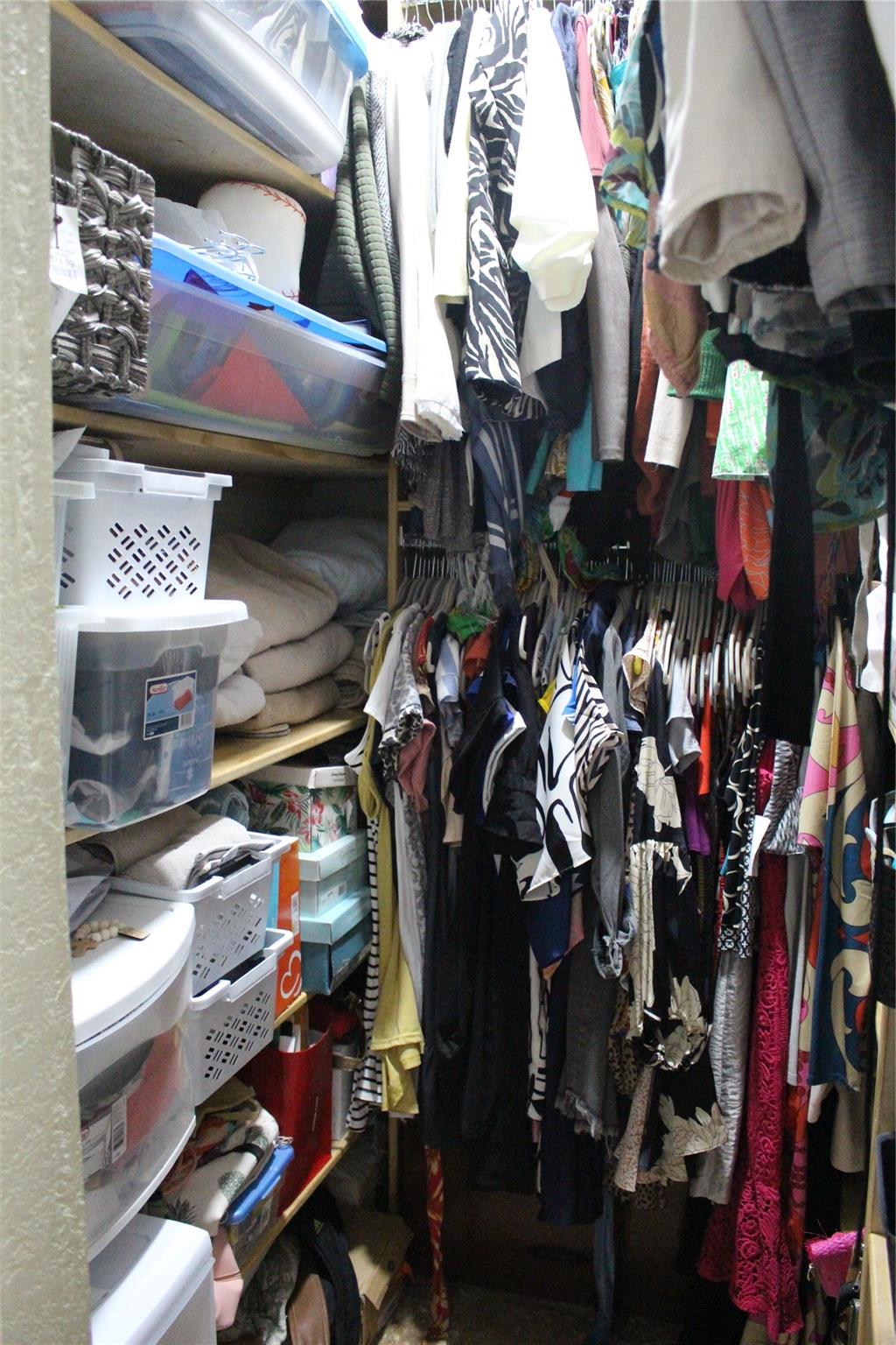 Homes for sale in Miami, FL | 16272 Sw 42nd Ter, Miami, FL 33185 | MLS# F10535993