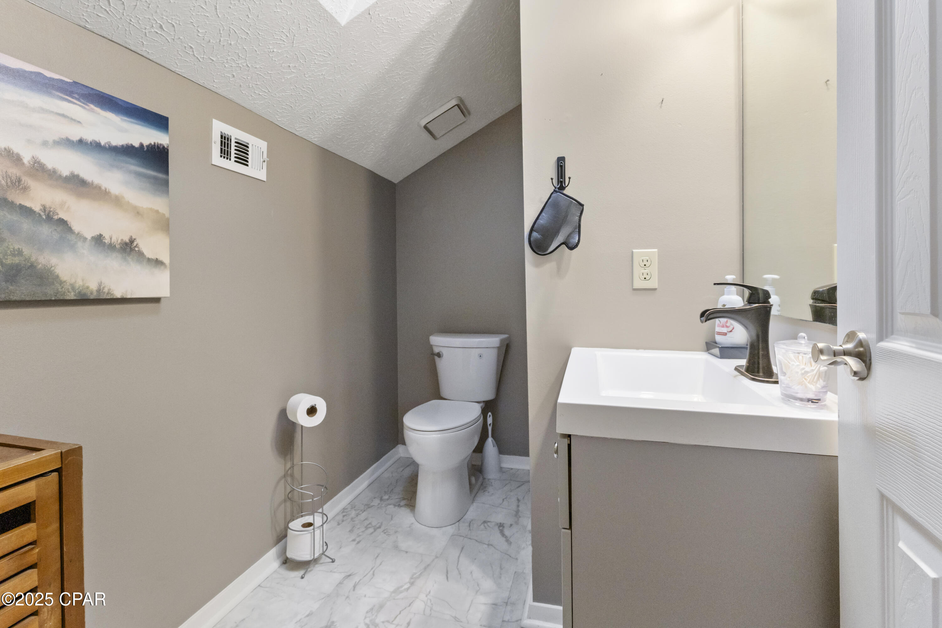 Image 13 For 7510 Melody Lane