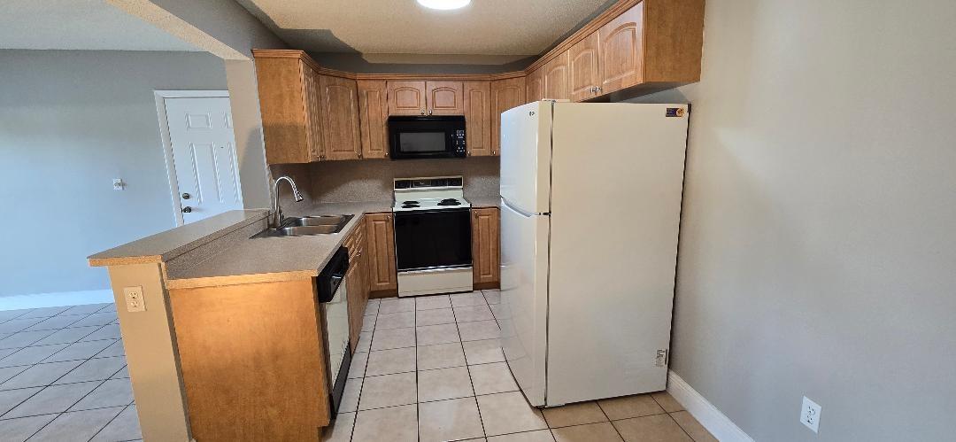 The Palms Of Pembroke Condo