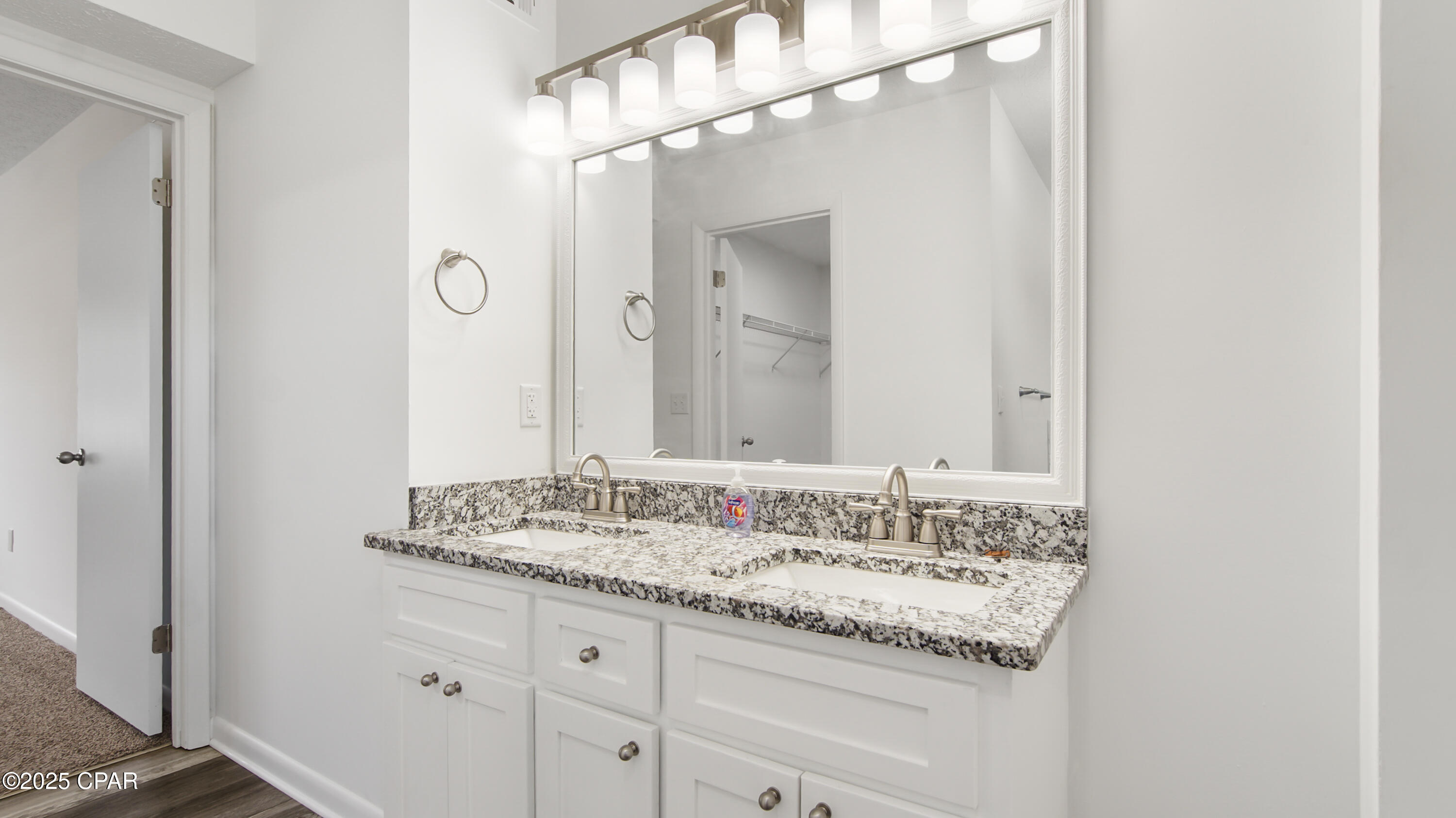 Image 54 For 1294 Dragonfly Lane