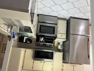 International Club Condo