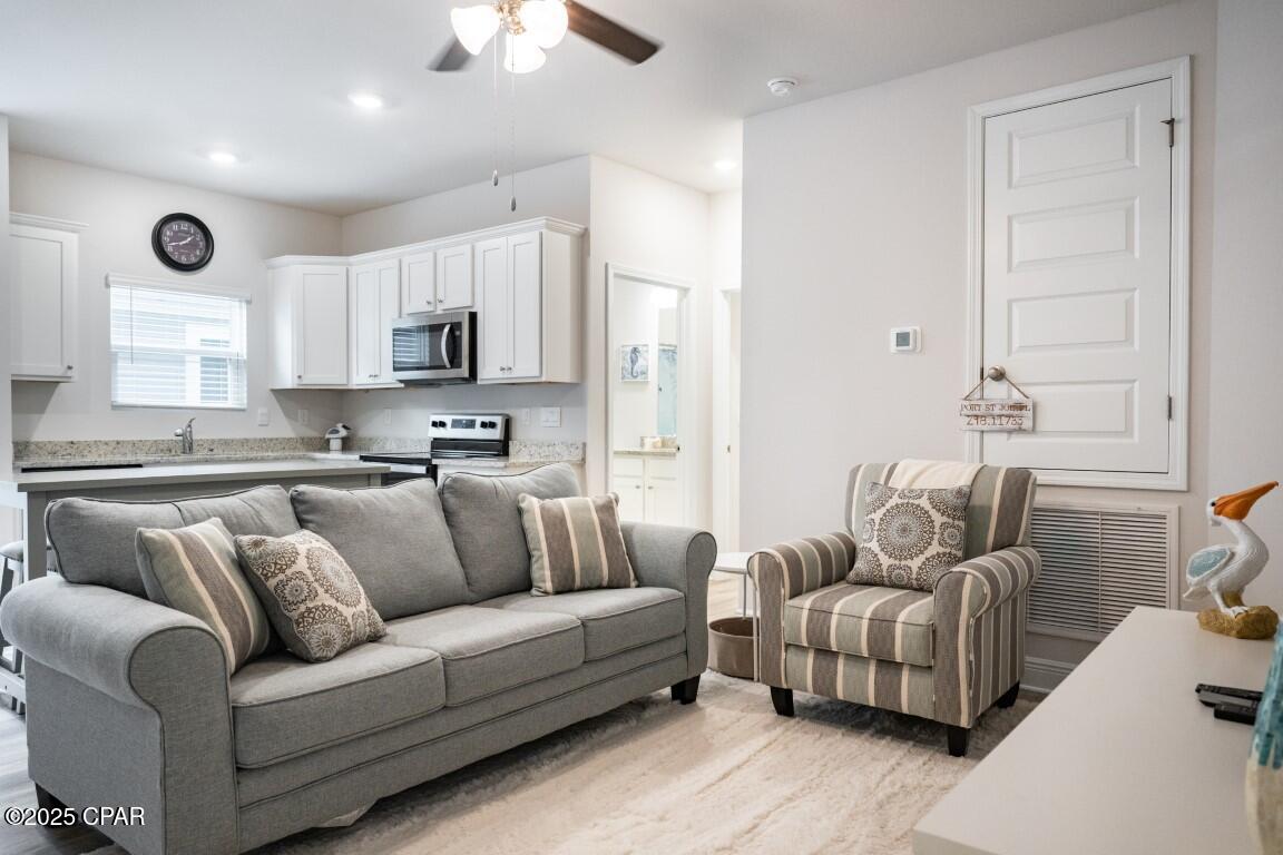 Image 30 For 825 Backwater Road