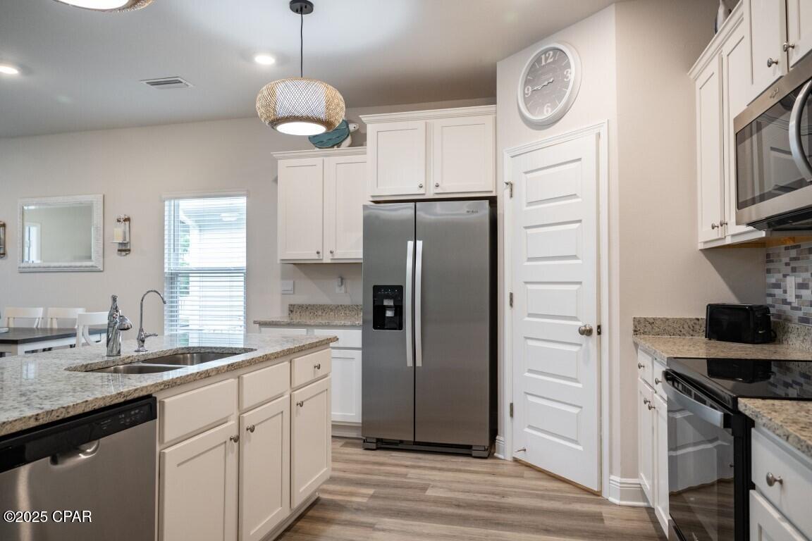 Image 9 For 825 Backwater Road