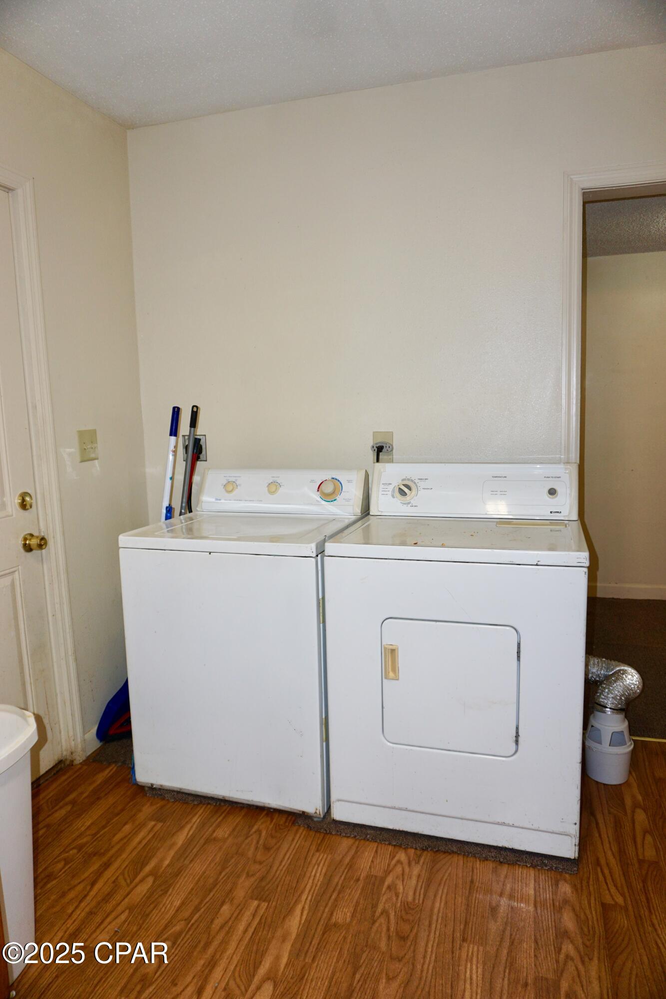 Image 17 For 40 Barnes Avenue