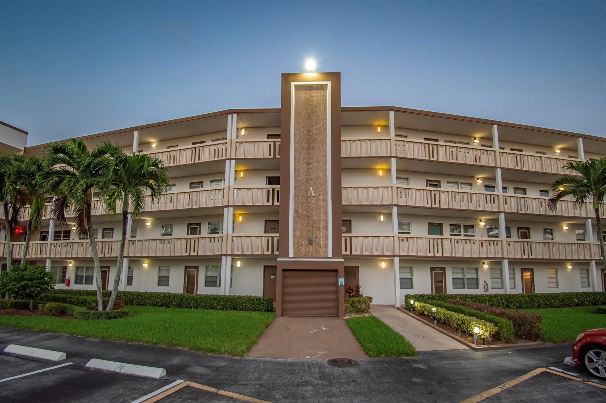 Guildford At Century Vill