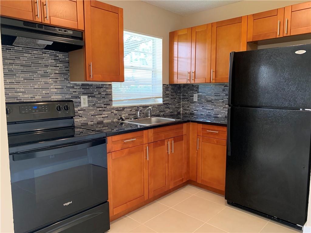 Village Park At Oakland C