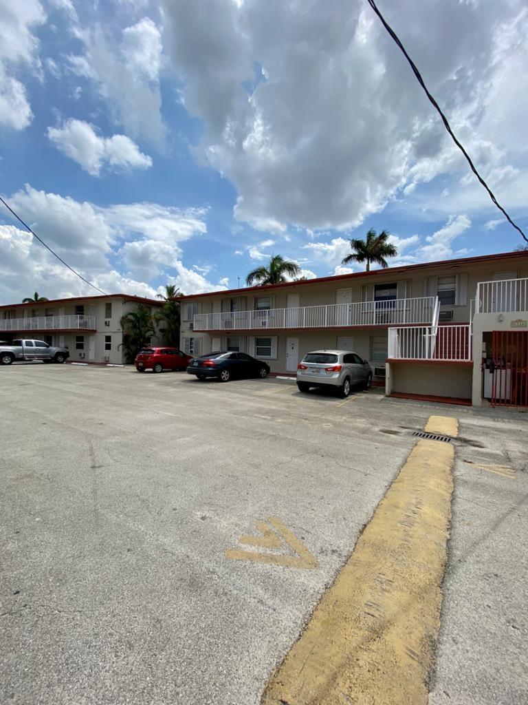 Homes for sale in Hollywood, FL | 2916 Funston St #51A, Hollywood, FL 33020 | MLS# F10533858