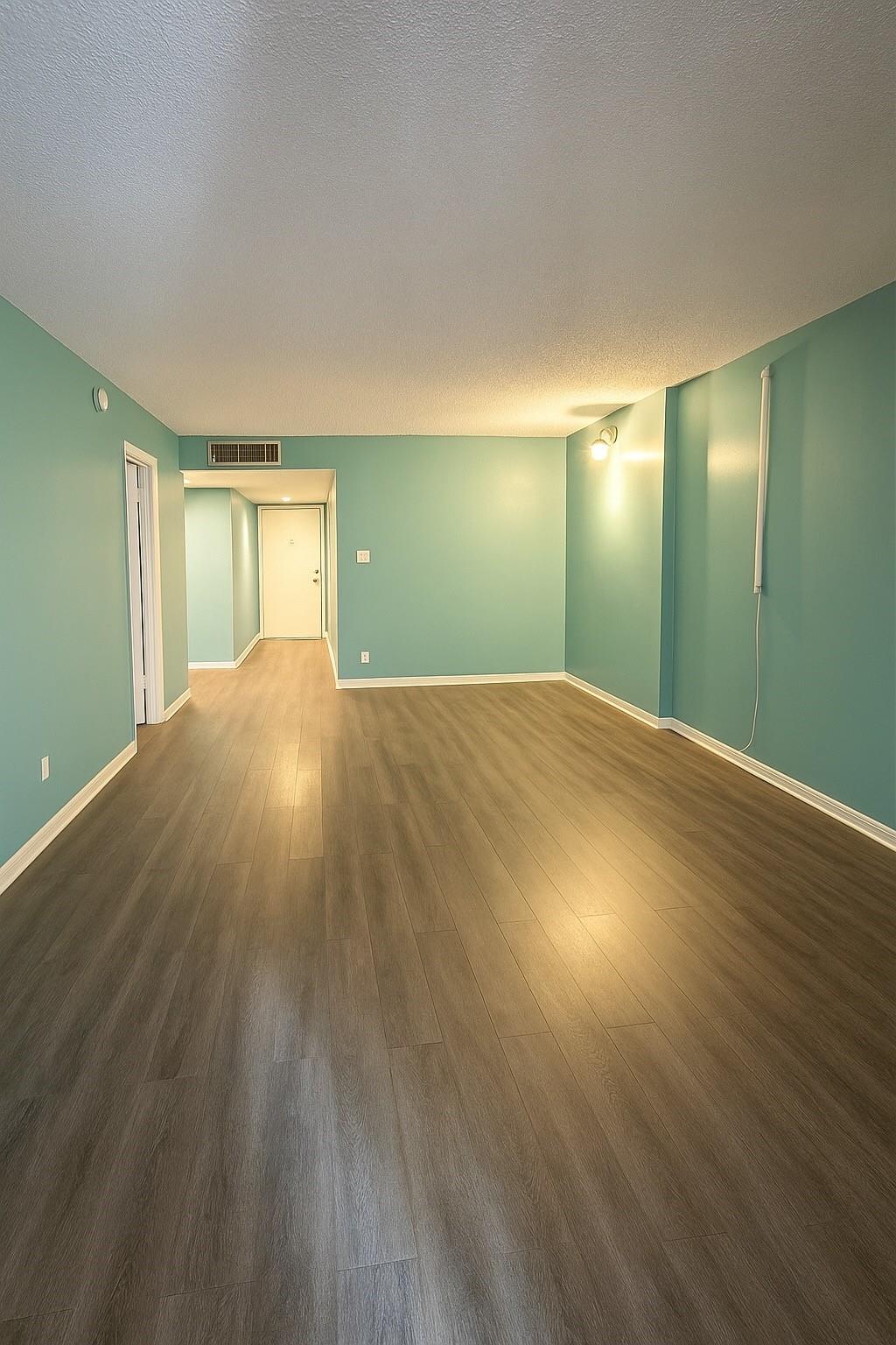 Cypress Chase North 1 Con