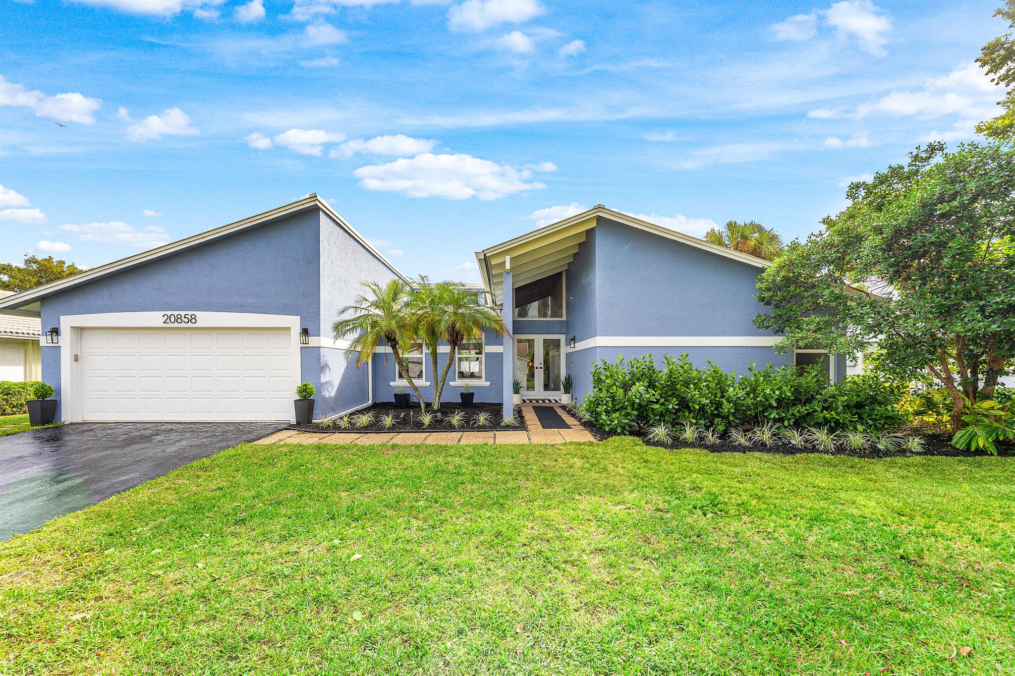 Los Paseos Of Via Verde R