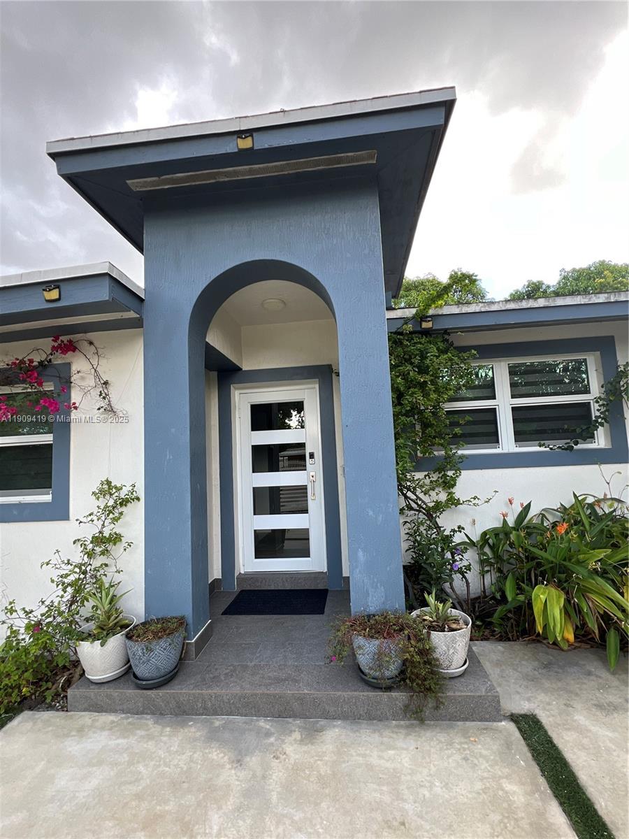 12685 Miami Ct, North Miami, Florida 33168